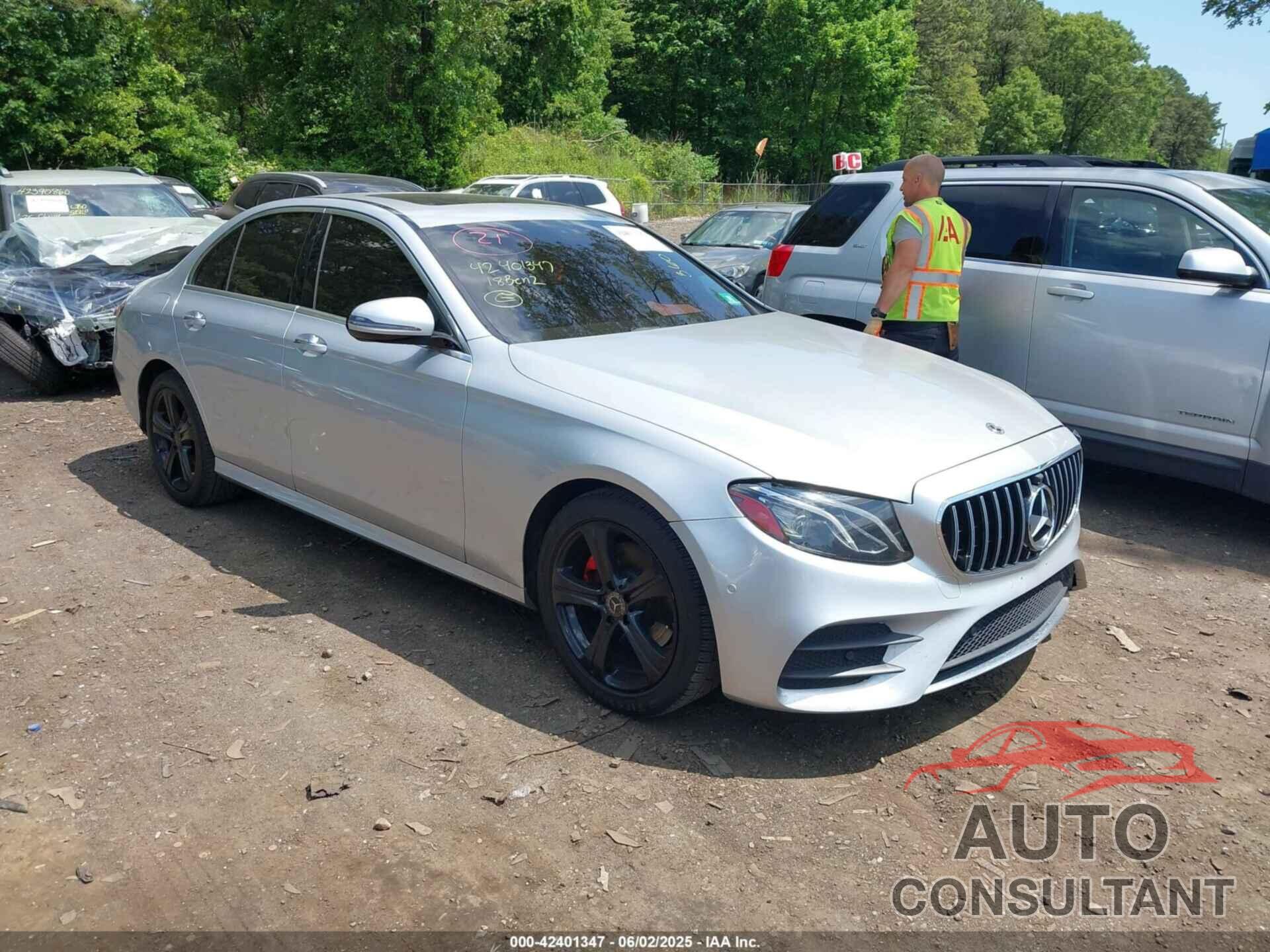 MERCEDES-BENZ E 300 2018 - WDDZF4KB9JA445012