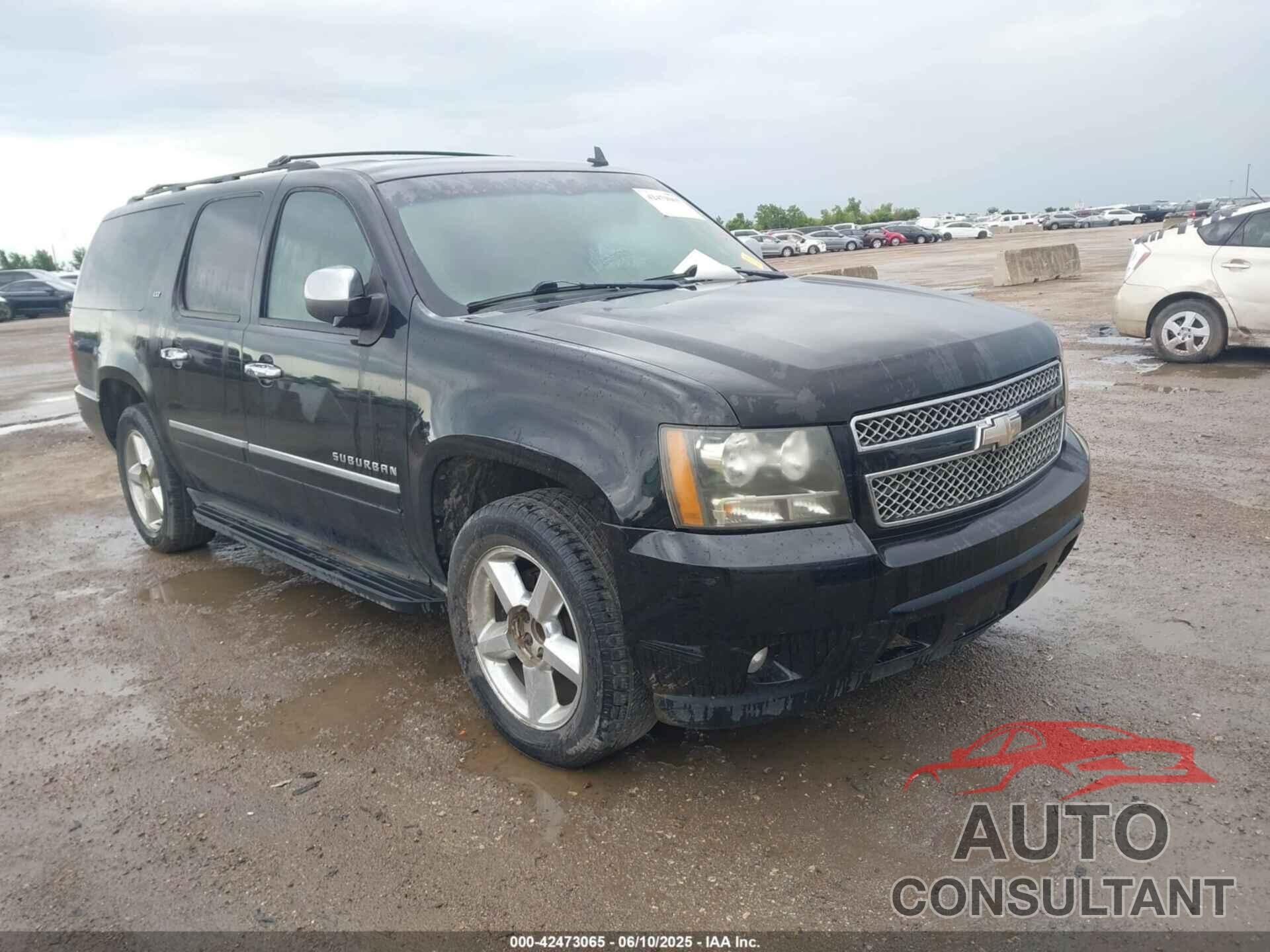 CHEVROLET SUBURBAN 1500 2011 - 1GNSCKE02BR370652