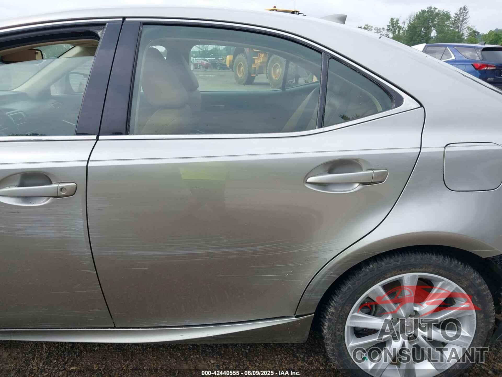 LEXUS IS 200T 2016 - JTHBA1D20G5015102