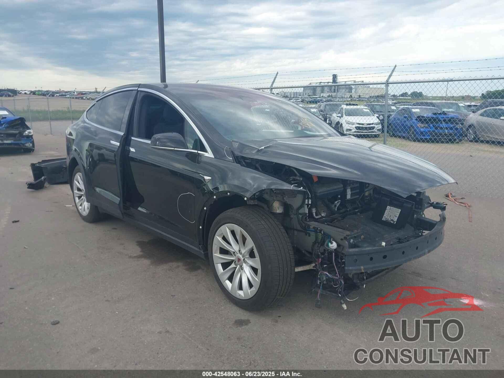 TESLA MODEL X 2016 - 5YJXCDE28GF026302
