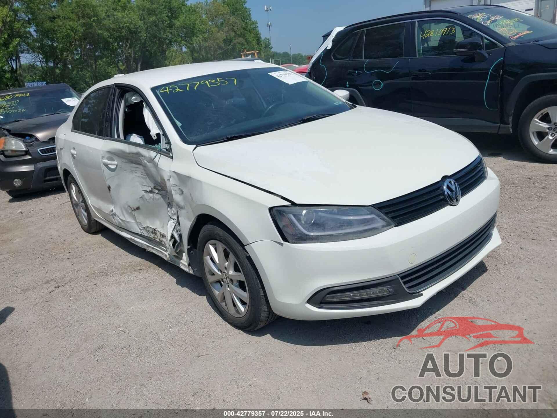 VOLKSWAGEN JETTA 2013 - 3VWDP7AJ3DM417948