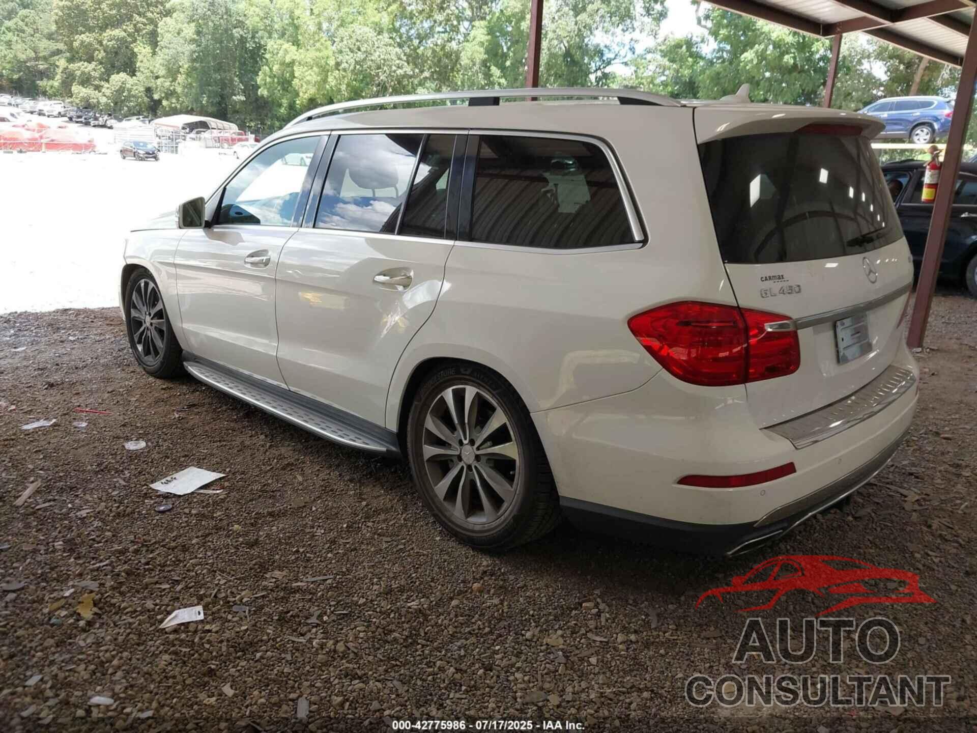 MERCEDES-BENZ GL 450 2015 - 4JGDF6EE2FA470472