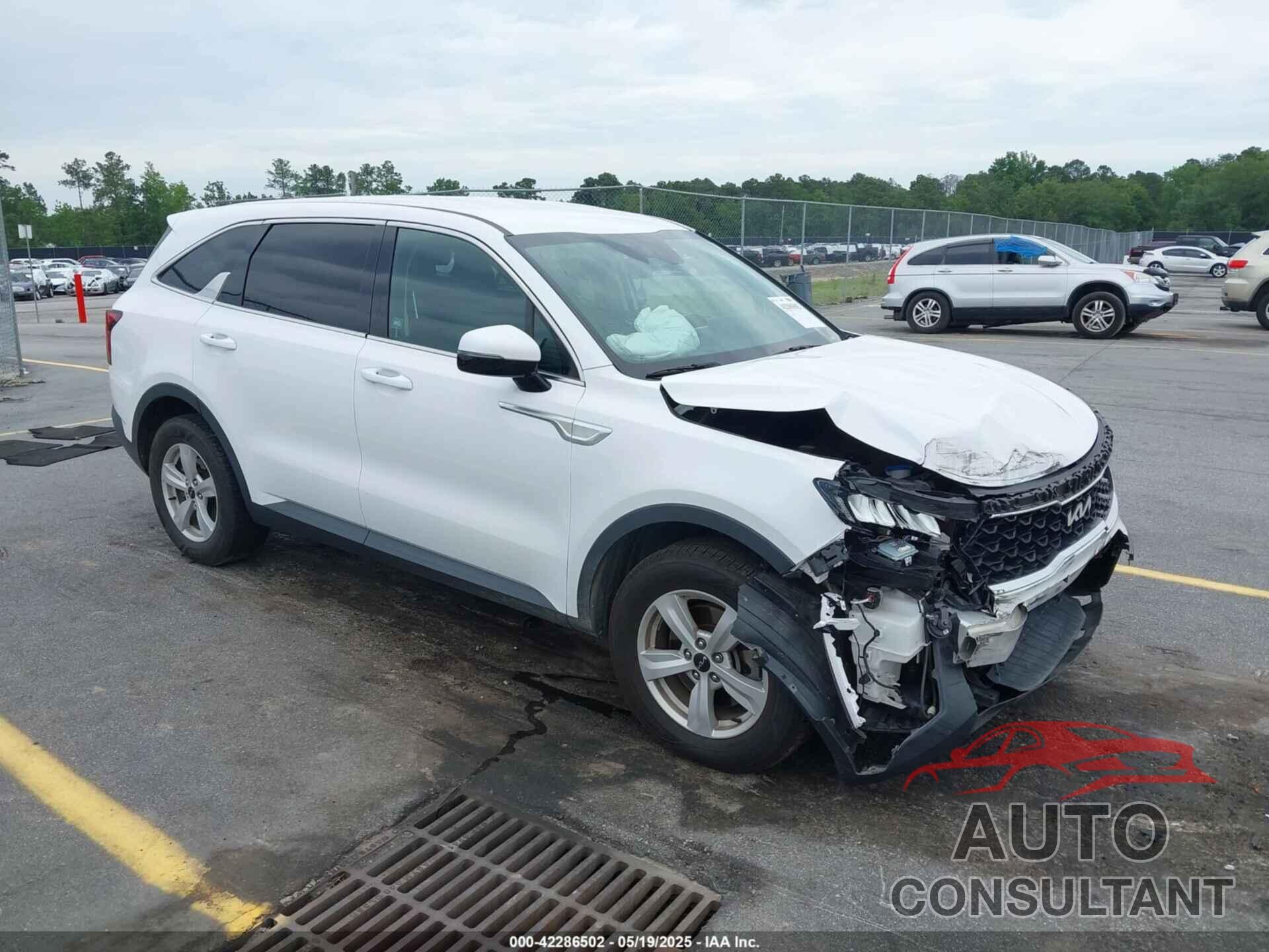 KIA SORENTO 2022 - 5XYRG4LC3NG076278