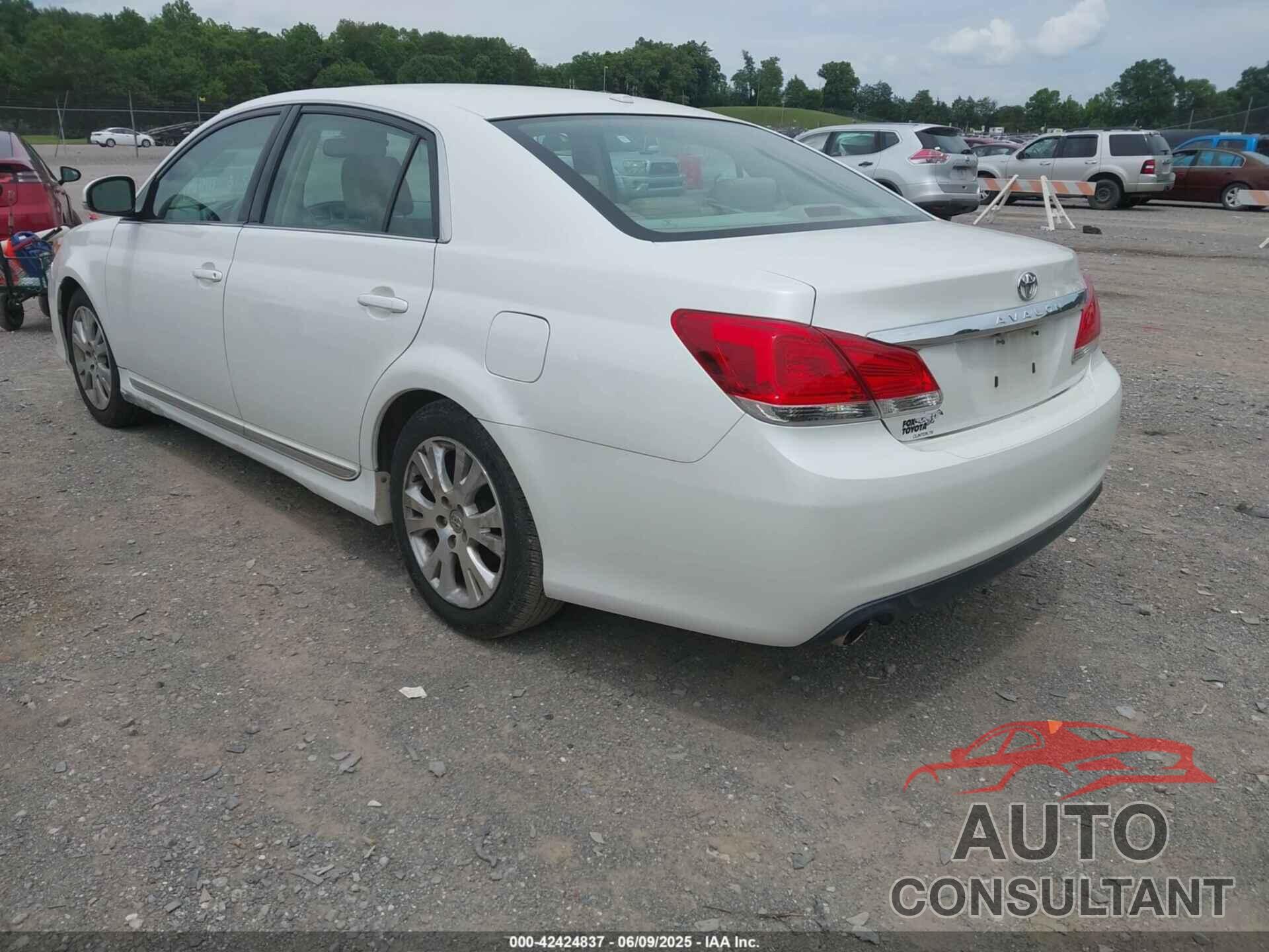 TOYOTA AVALON 2011 - 4T1BK3DB9BU384433