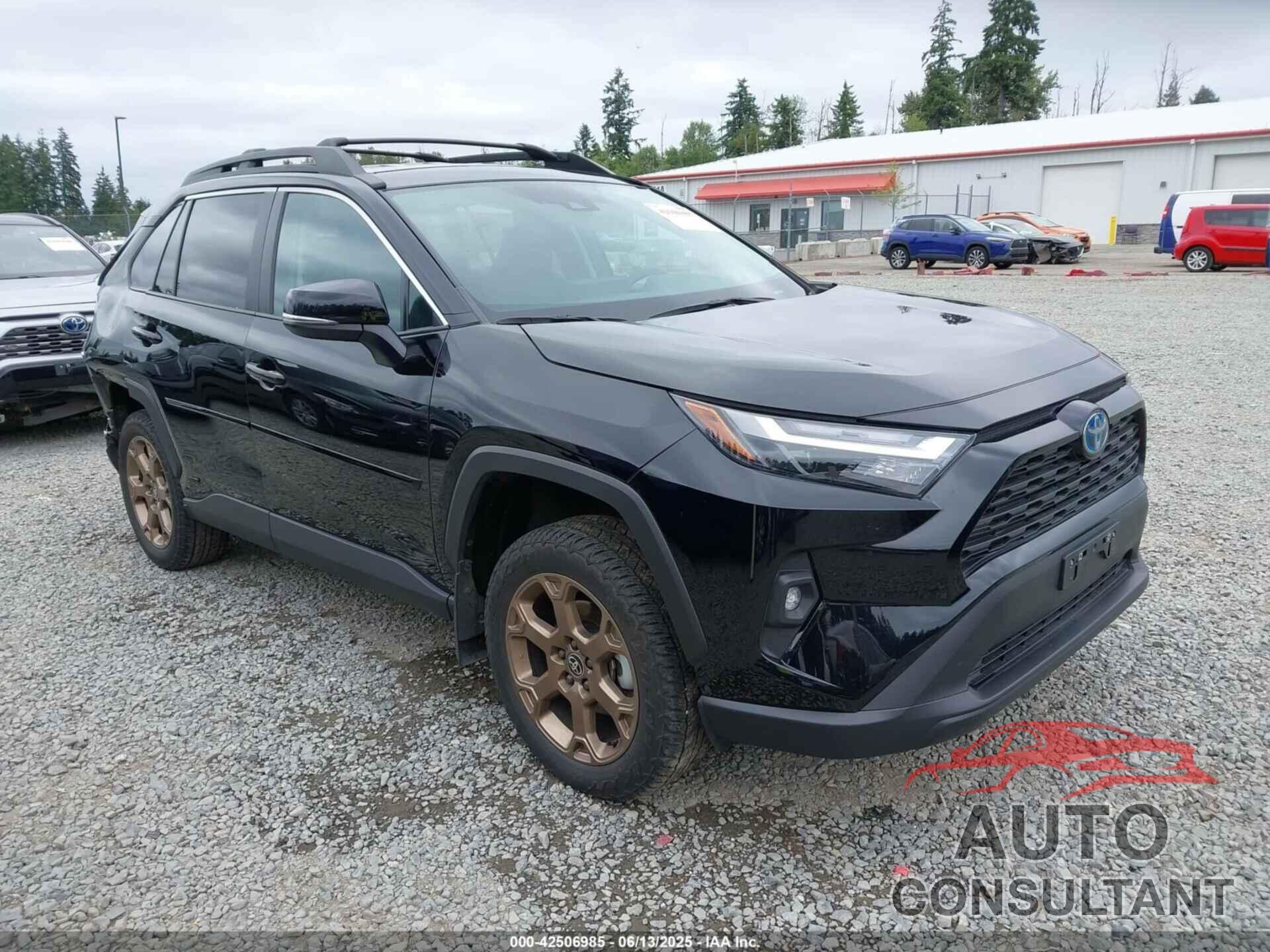 TOYOTA RAV4 HYBRID 2024 - 2T3UWRFV9RW198724