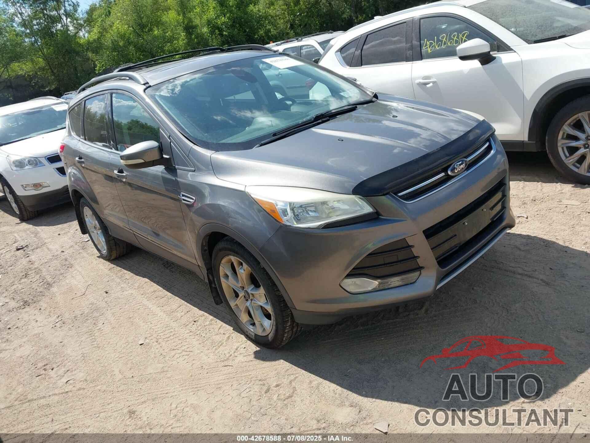 FORD ESCAPE 2013 - 1FMCU9H93DUA16485
