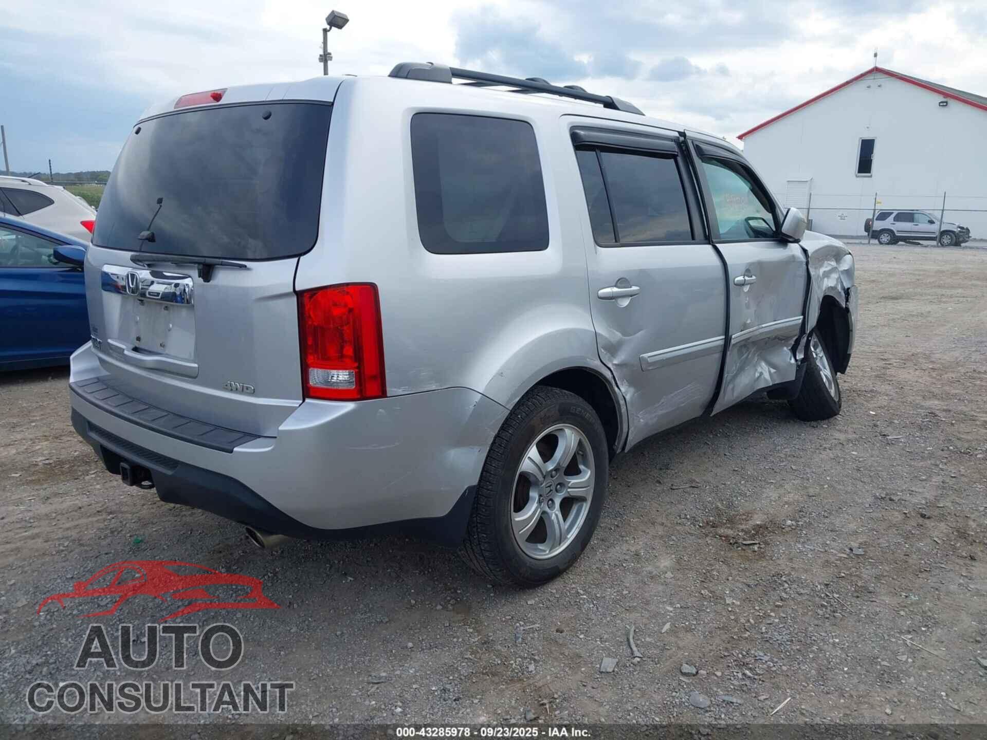 HONDA PILOT 2013 - 5FNYF4H65DB078976
