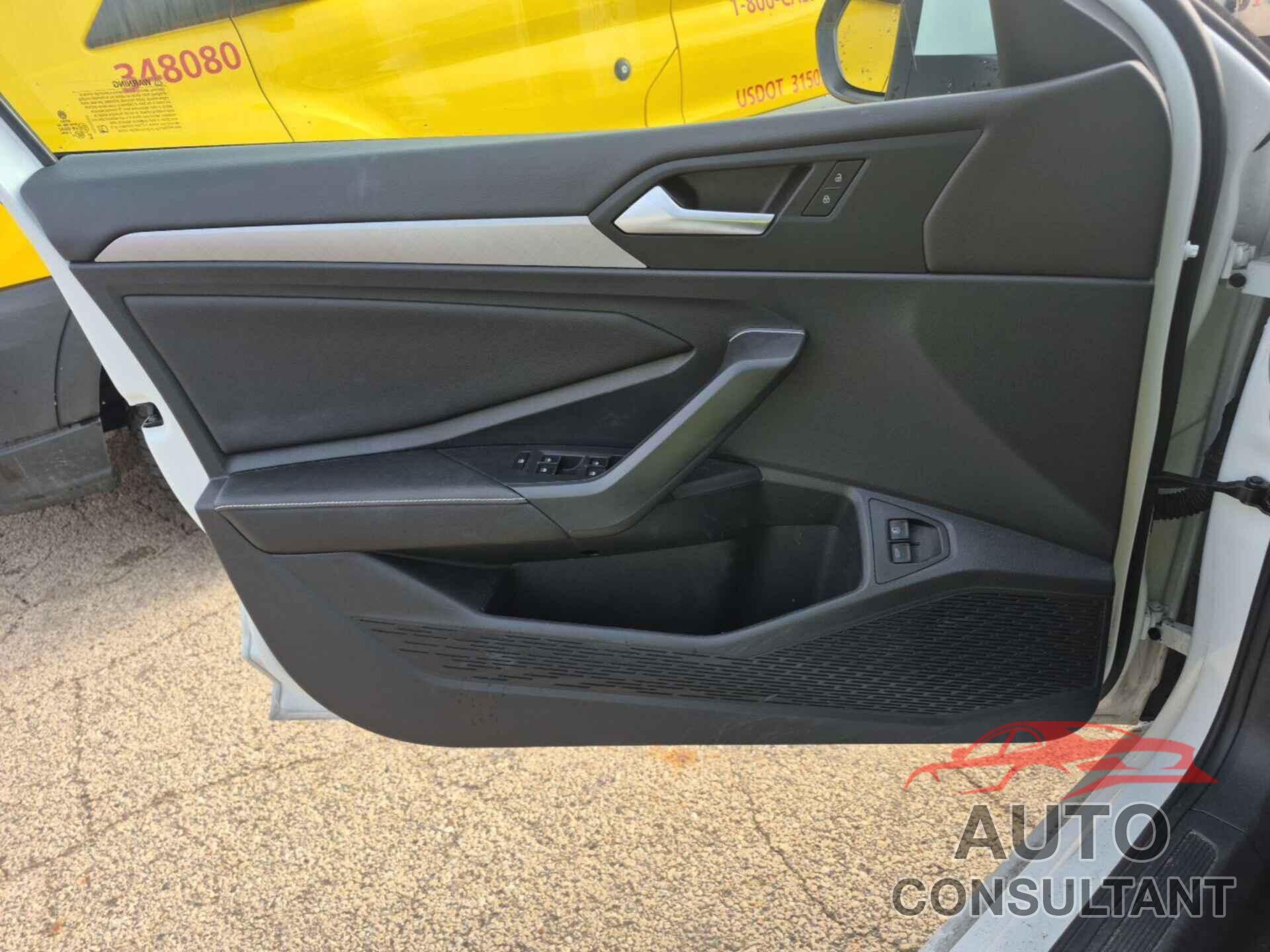 VOLKSWAGEN JETTA 2022 - 3VW7M7BU8NM001880