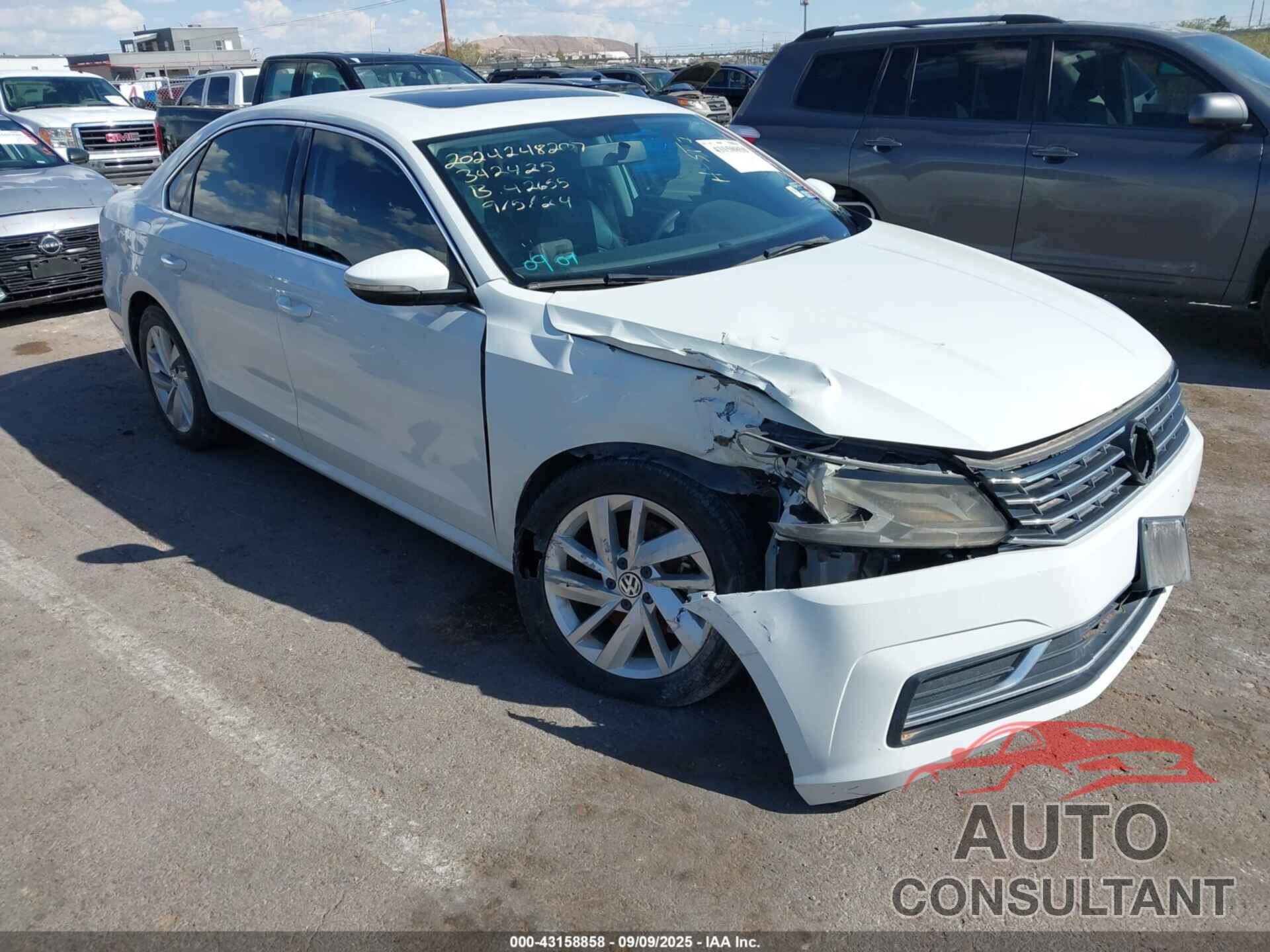 VOLKSWAGEN PASSAT 2018 - 1VWBA7A38JC013048