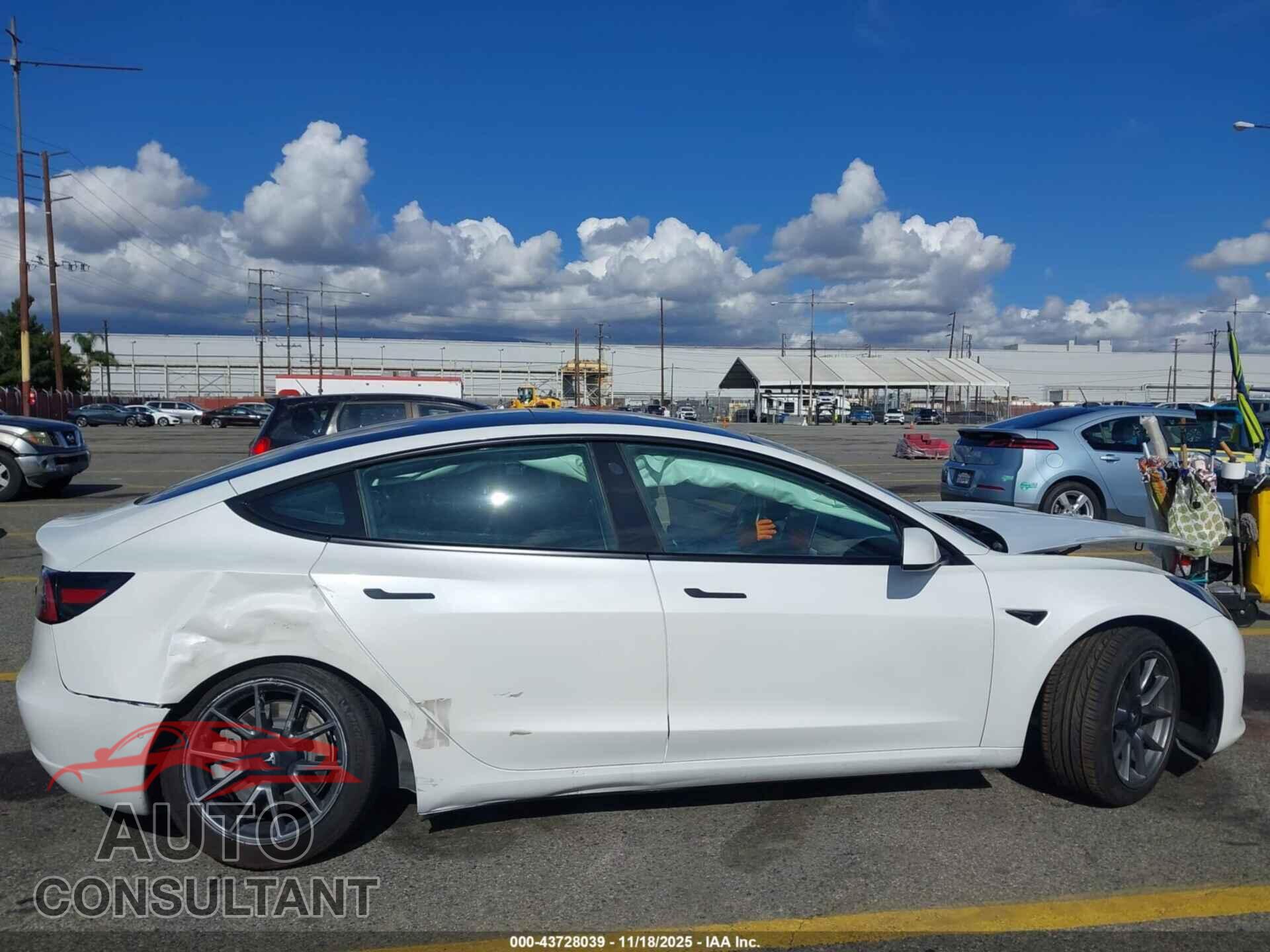 TESLA MODEL 3 2022 - 5YJ3E1EA6NF101672