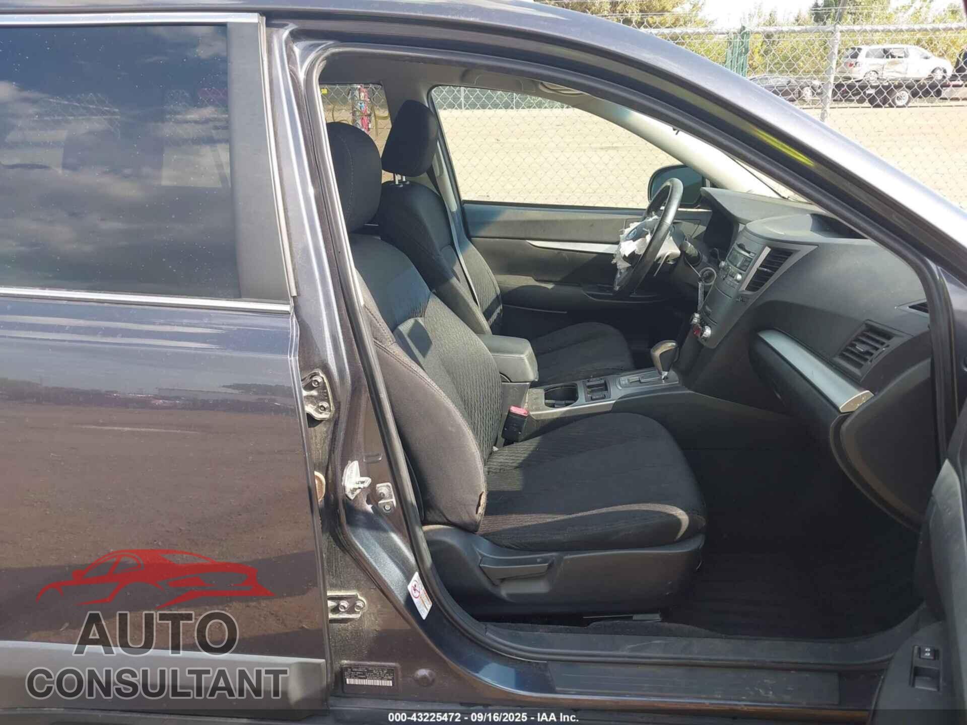 SUBARU OUTBACK 2011 - 4S4BRCCC8B3377128