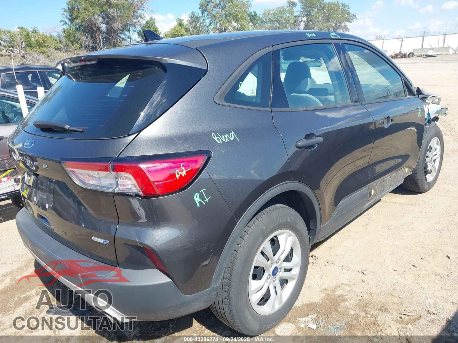 FORD ESCAPE 2020 - 1FMCU9F63LUA11097