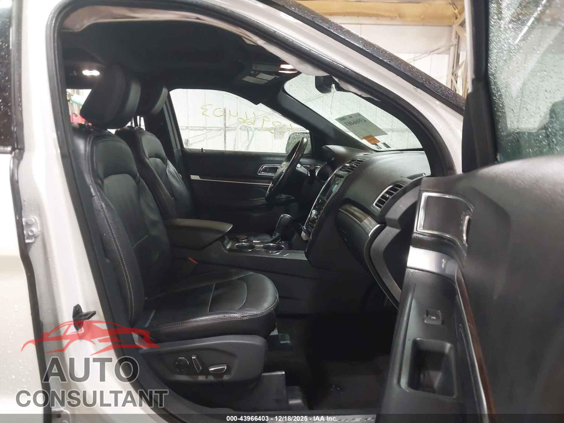 FORD EXPLORER 2018 - 1FM5K8F89JGB40841