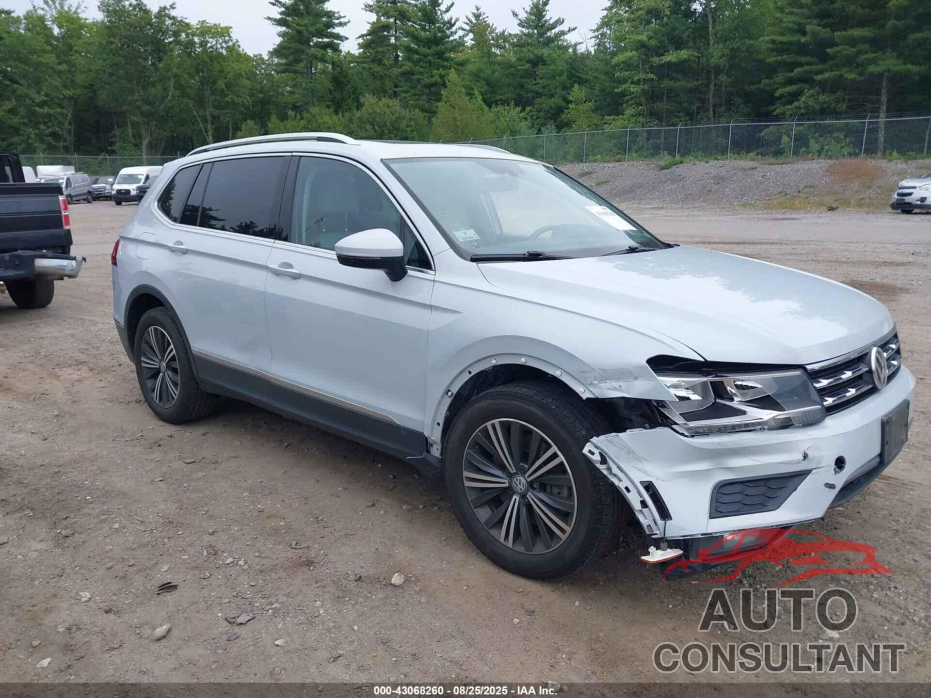 VOLKSWAGEN TIGUAN 2018 - 3VV2B7AX5JM057754