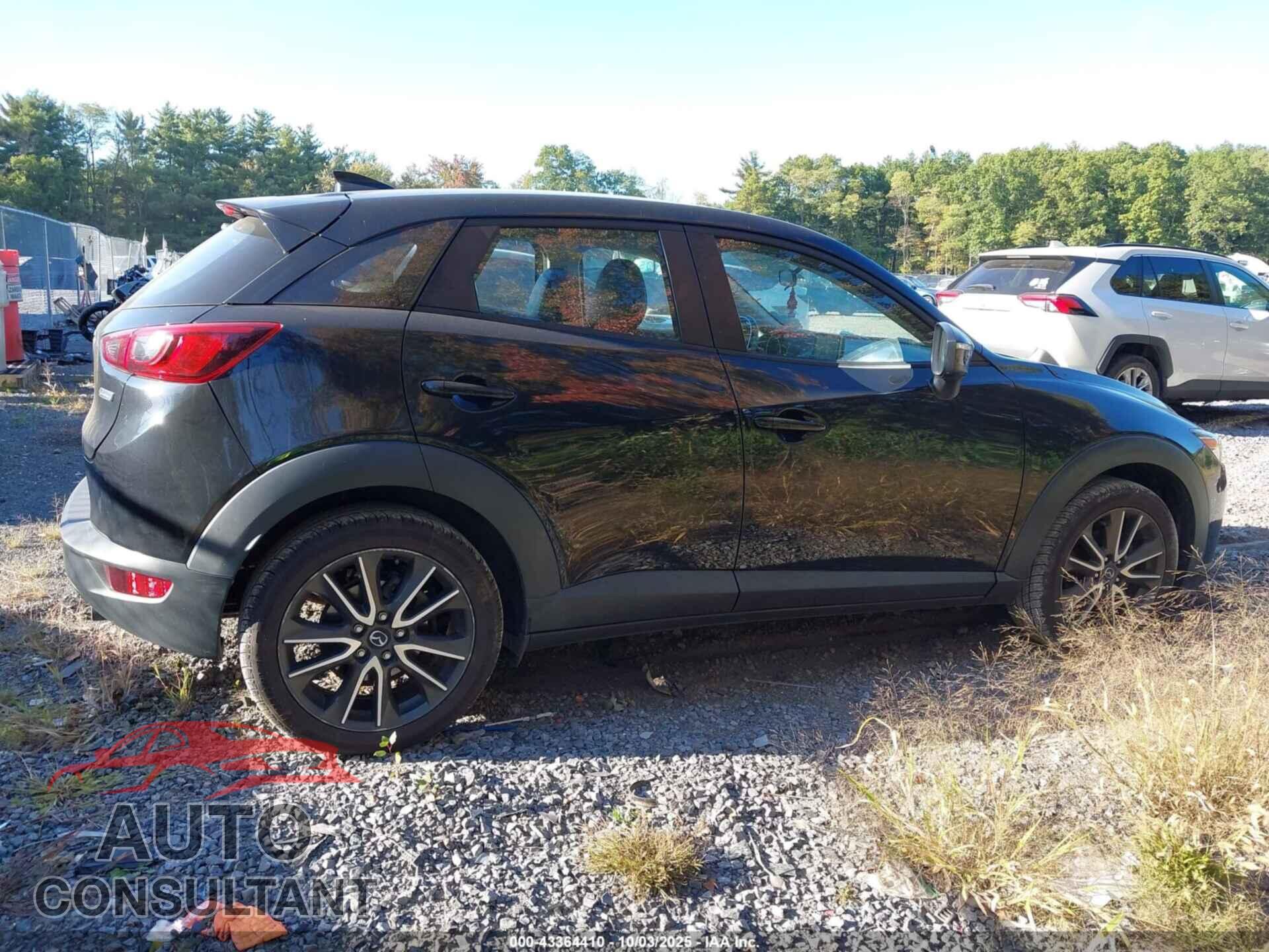 MAZDA CX-3 2017 - JM1DKFC71H0179099
