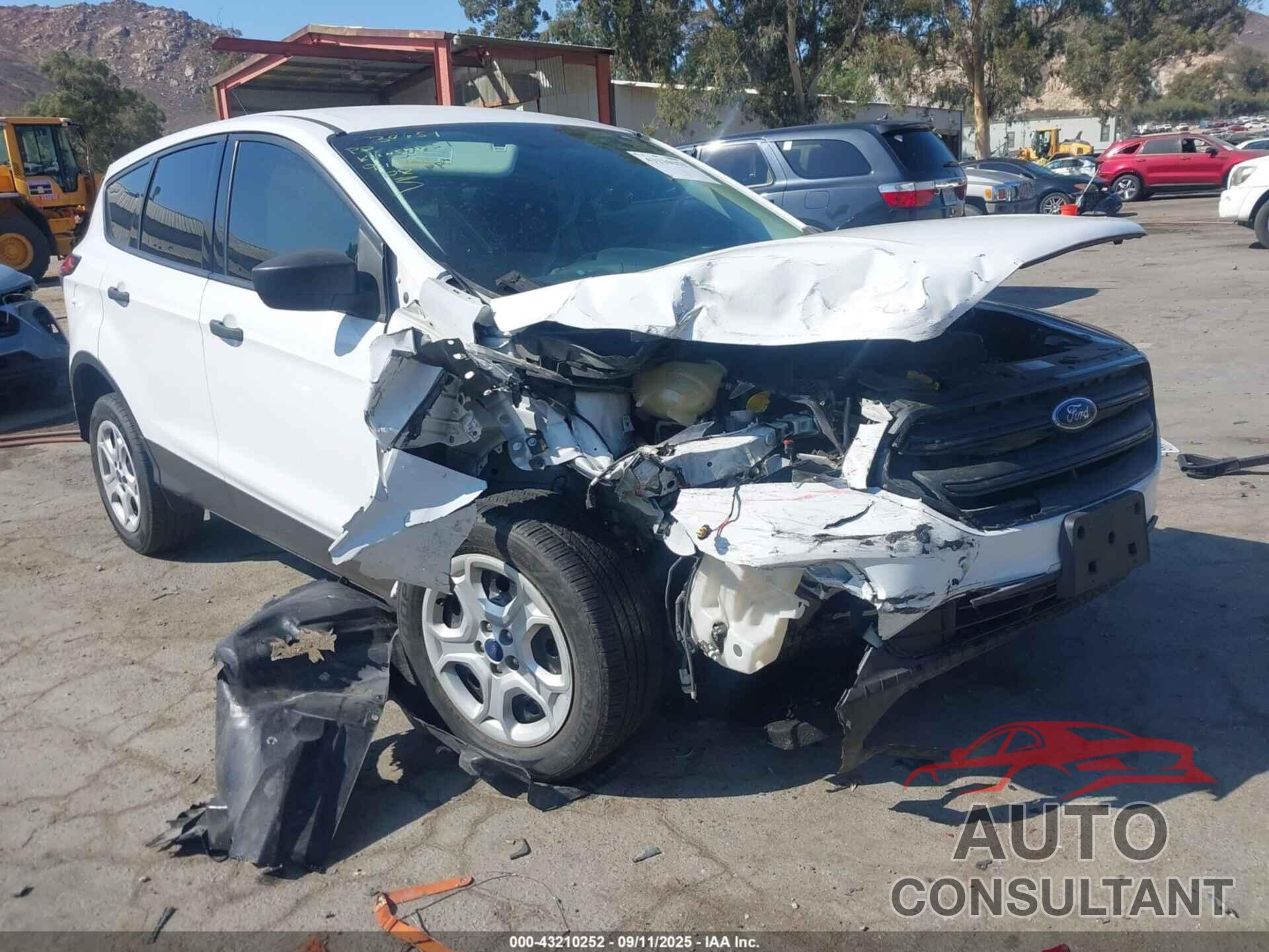 FORD ESCAPE 2019 - 1FMCU0F75KUC54834