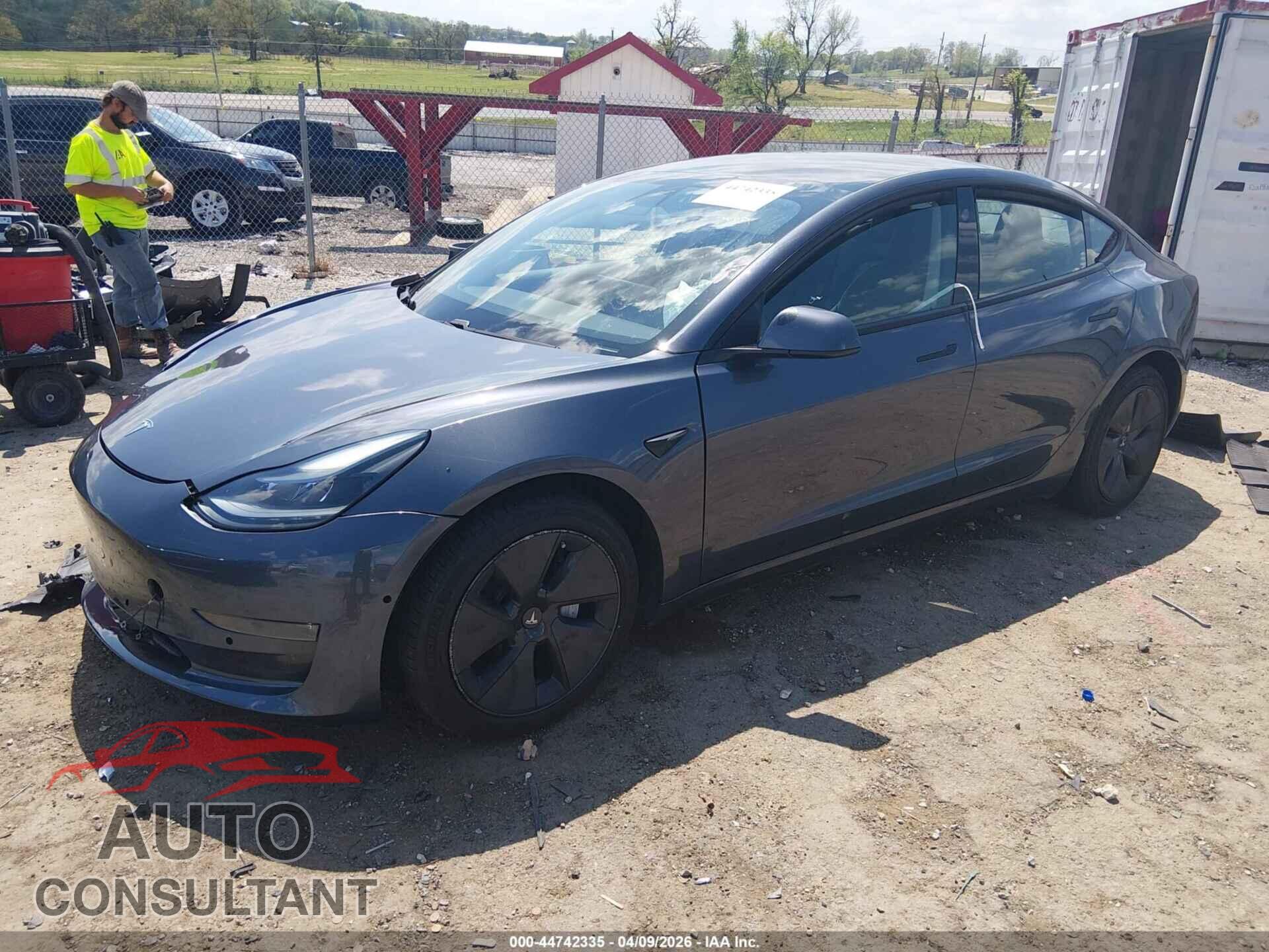 TESLA MODEL 3 2021 - 5YJ3E1EB9MF983279