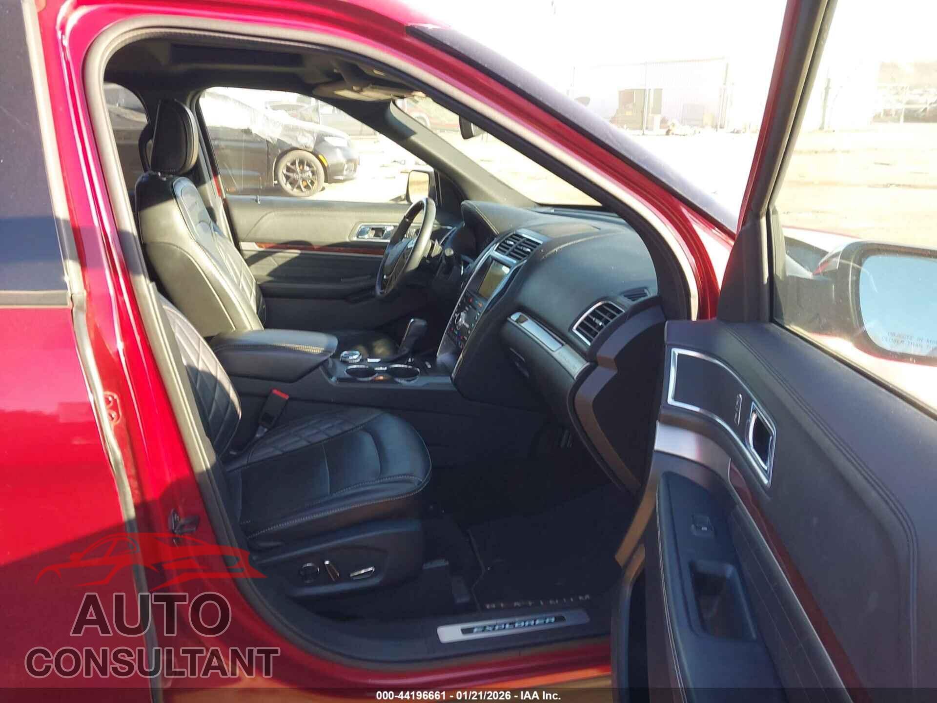 FORD EXPLORER 2018 - 1FM5K8HTXJGB88527