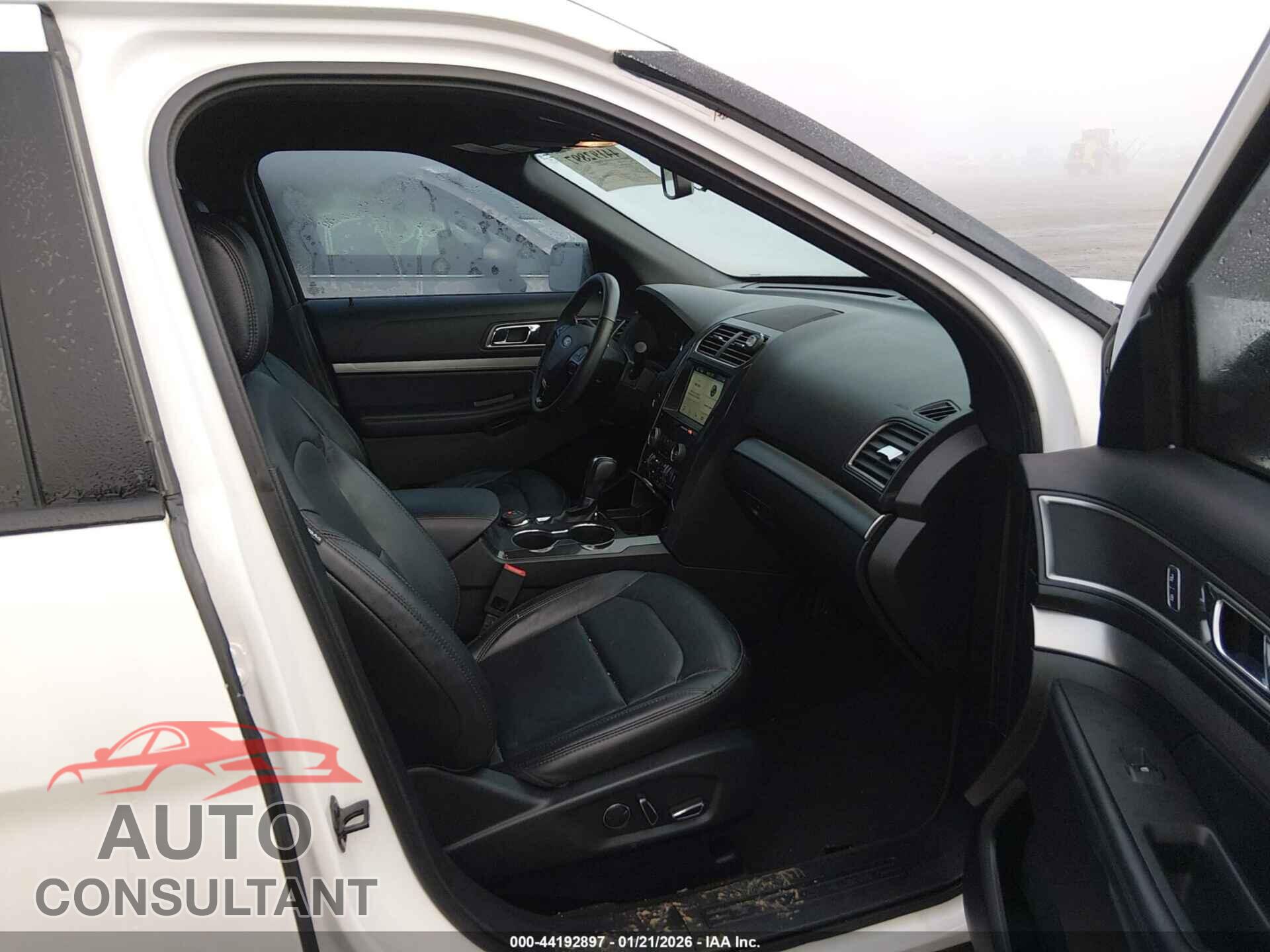 FORD EXPLORER 2018 - 1FM5K8D85JGB32707