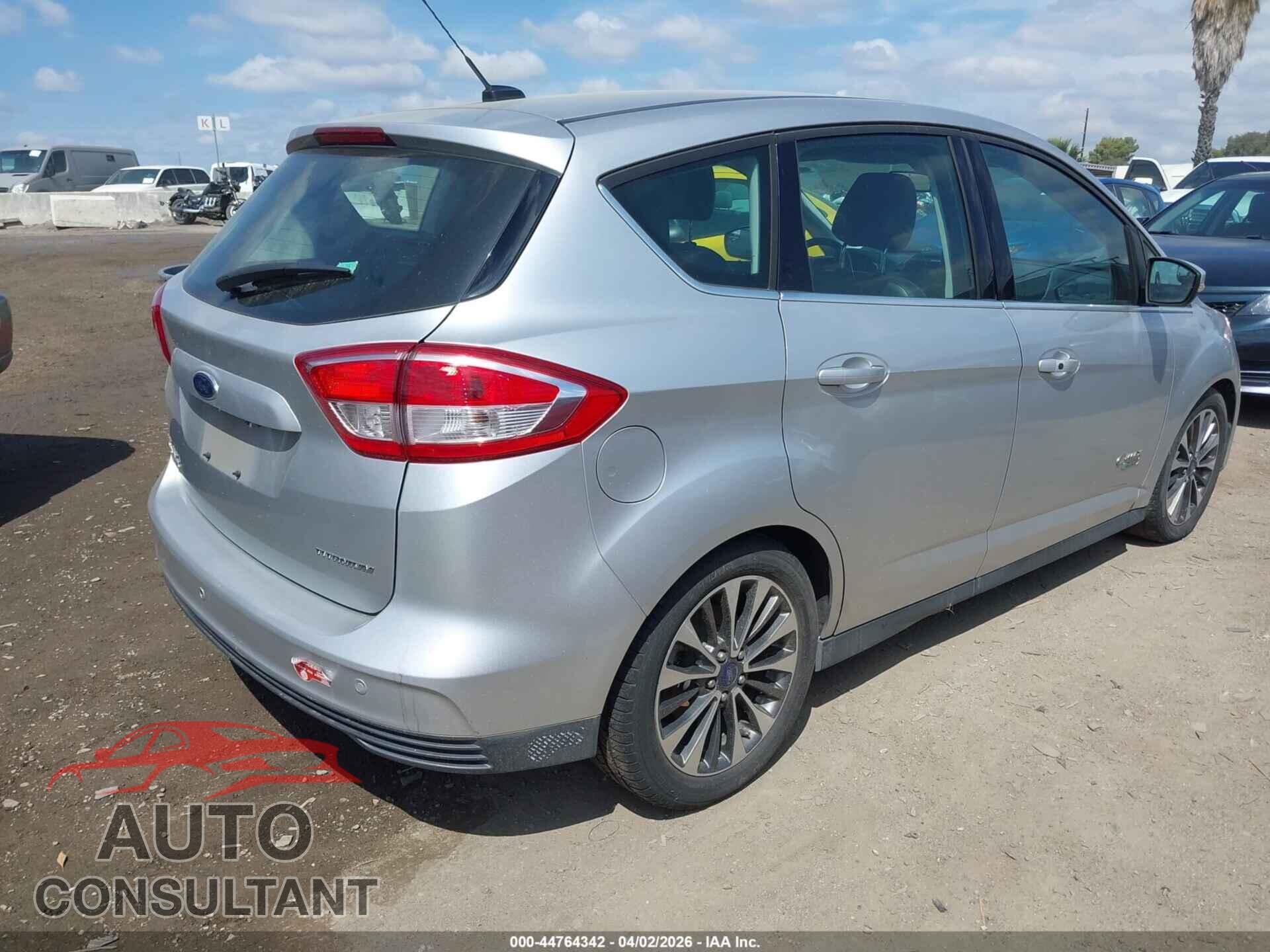 FORD C-MAX ENERGI 2017 - 1FADP5FU6HL112368