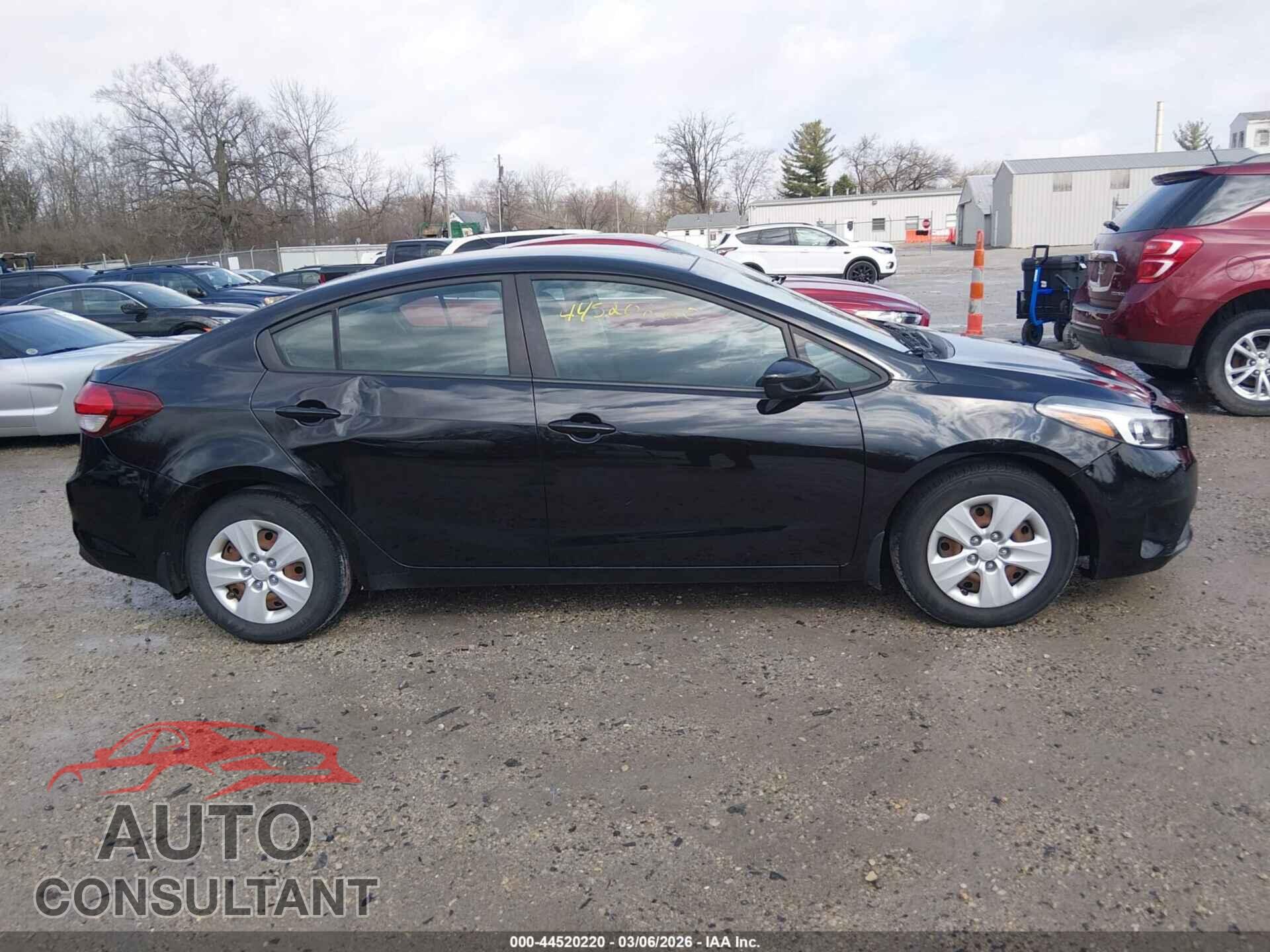 KIA FORTE 2017 - 3KPFK4A71HE044440