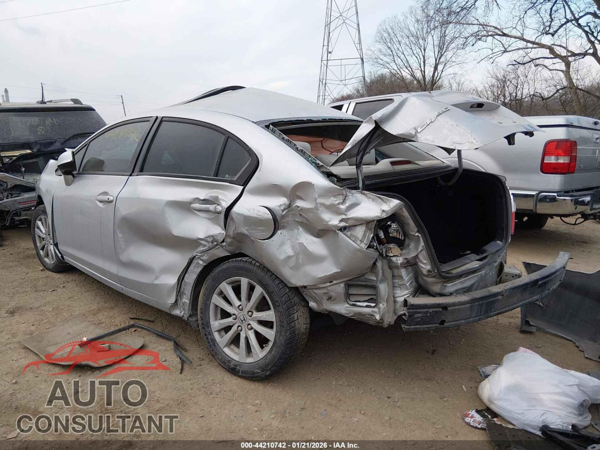 HONDA CIVIC 2012 - 2HGFB2F86CH520847
