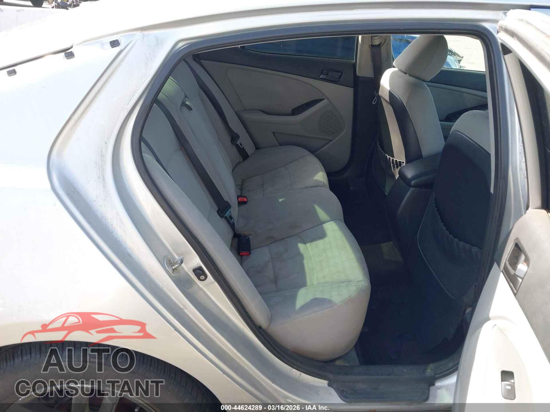 KIA OPTIMA 2013 - KNAGM4A70D5442174