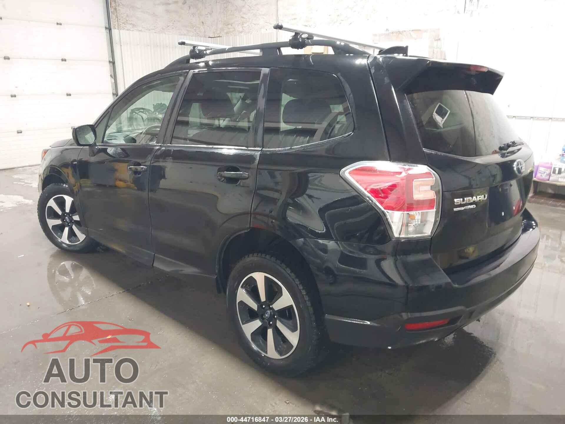 SUBARU FORESTER 2018 - JF2SJAEC1JH558779