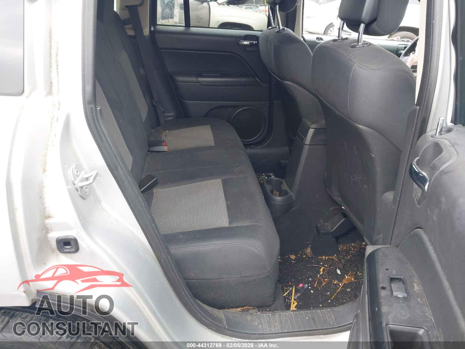JEEP COMPASS 2012 - 1C4NJCBA6CD601159