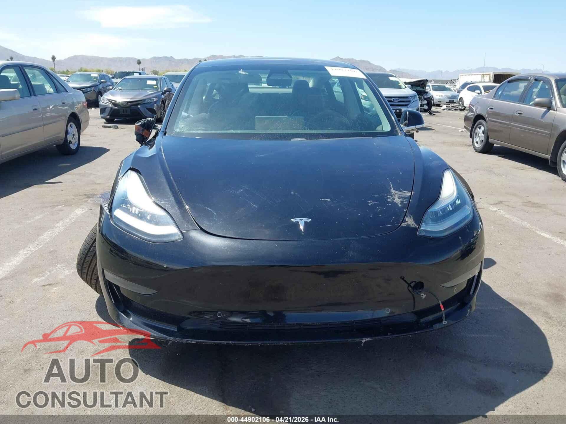 TESLA MODEL 3 2018 - 5YJ3E1EA7JF172017