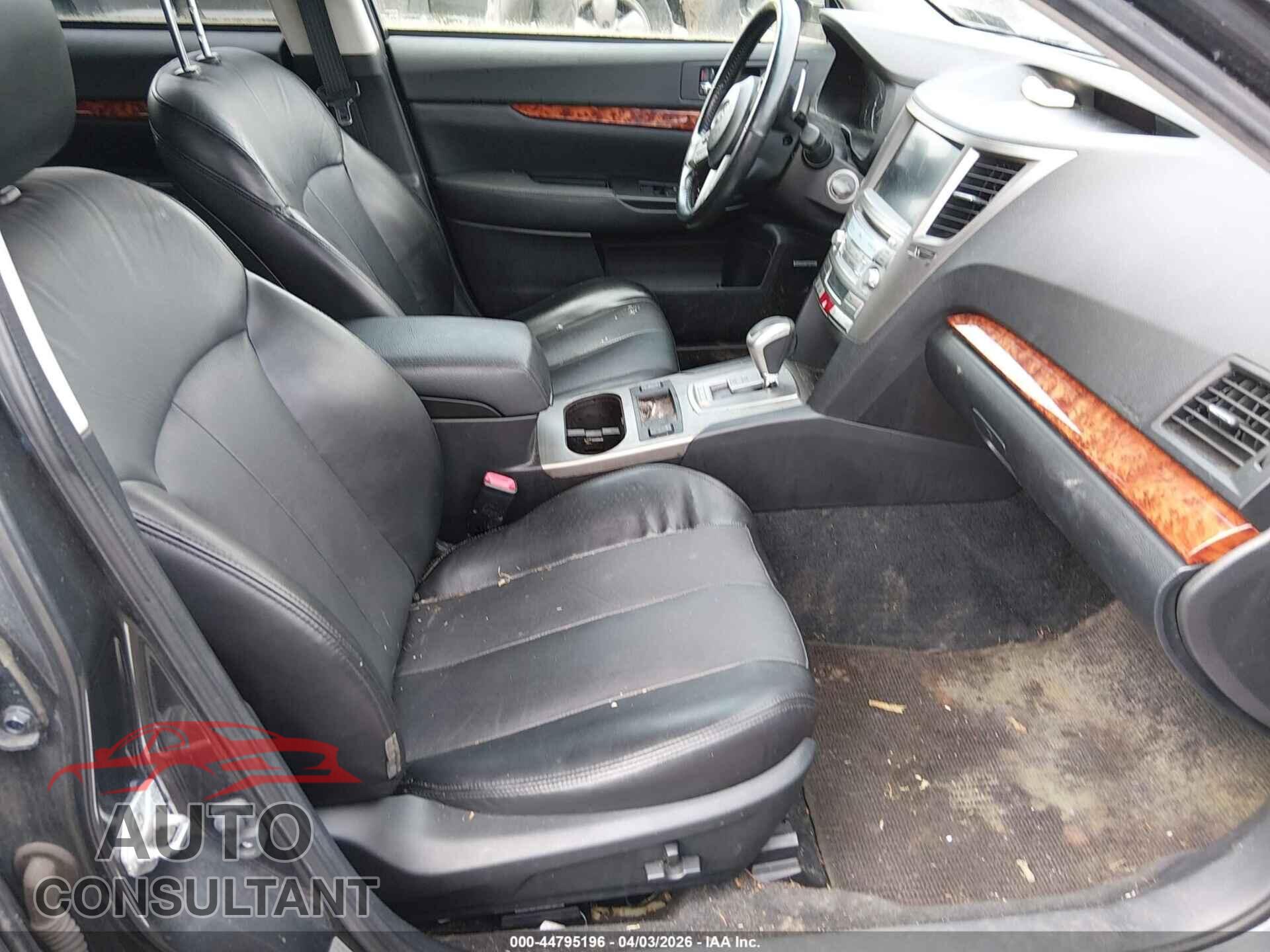 SUBARU OUTBACK 2011 - 4S4BRBLC8B3398913