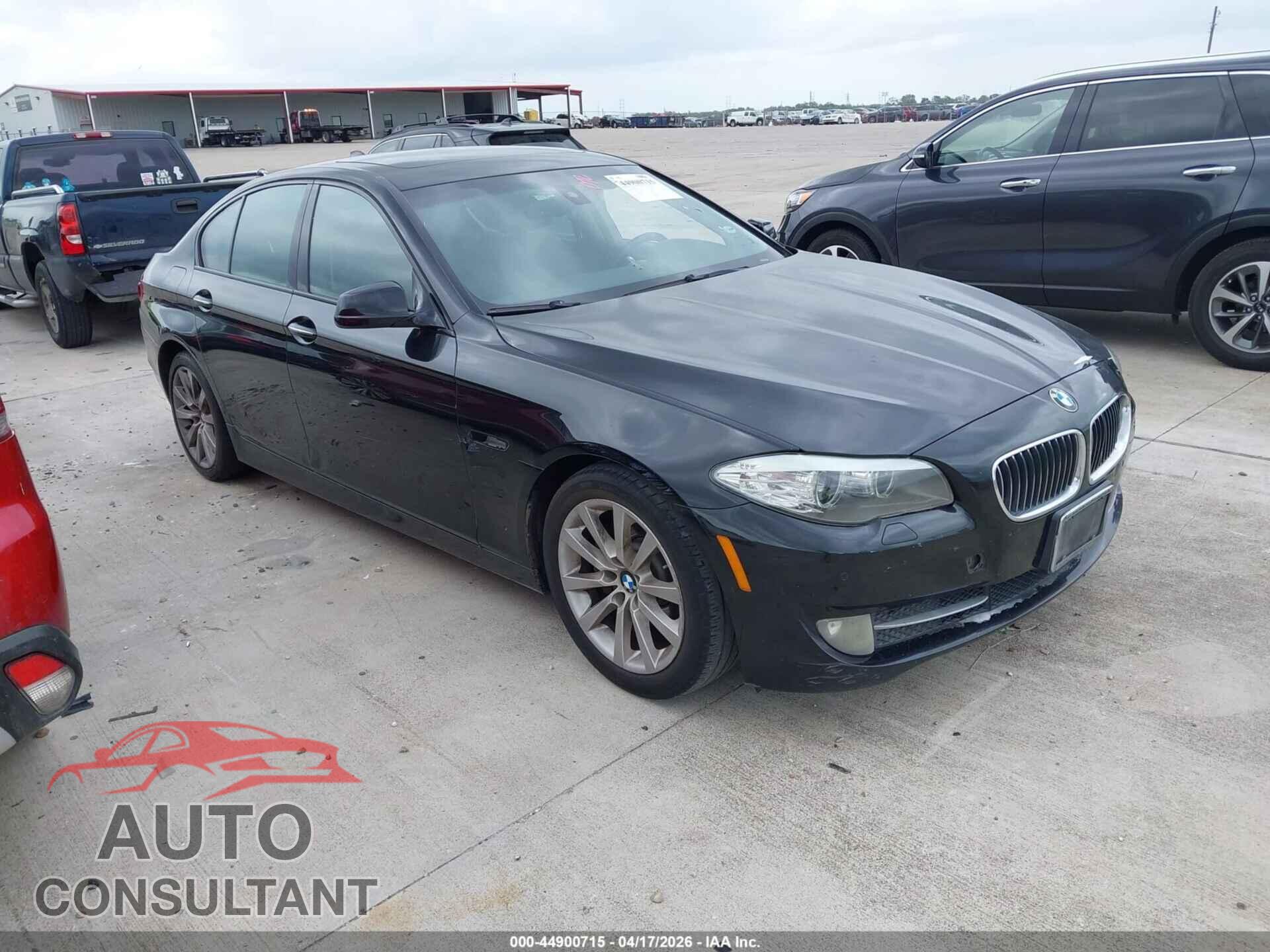 BMW 528I 2011 - WBAFR1C55BC672566