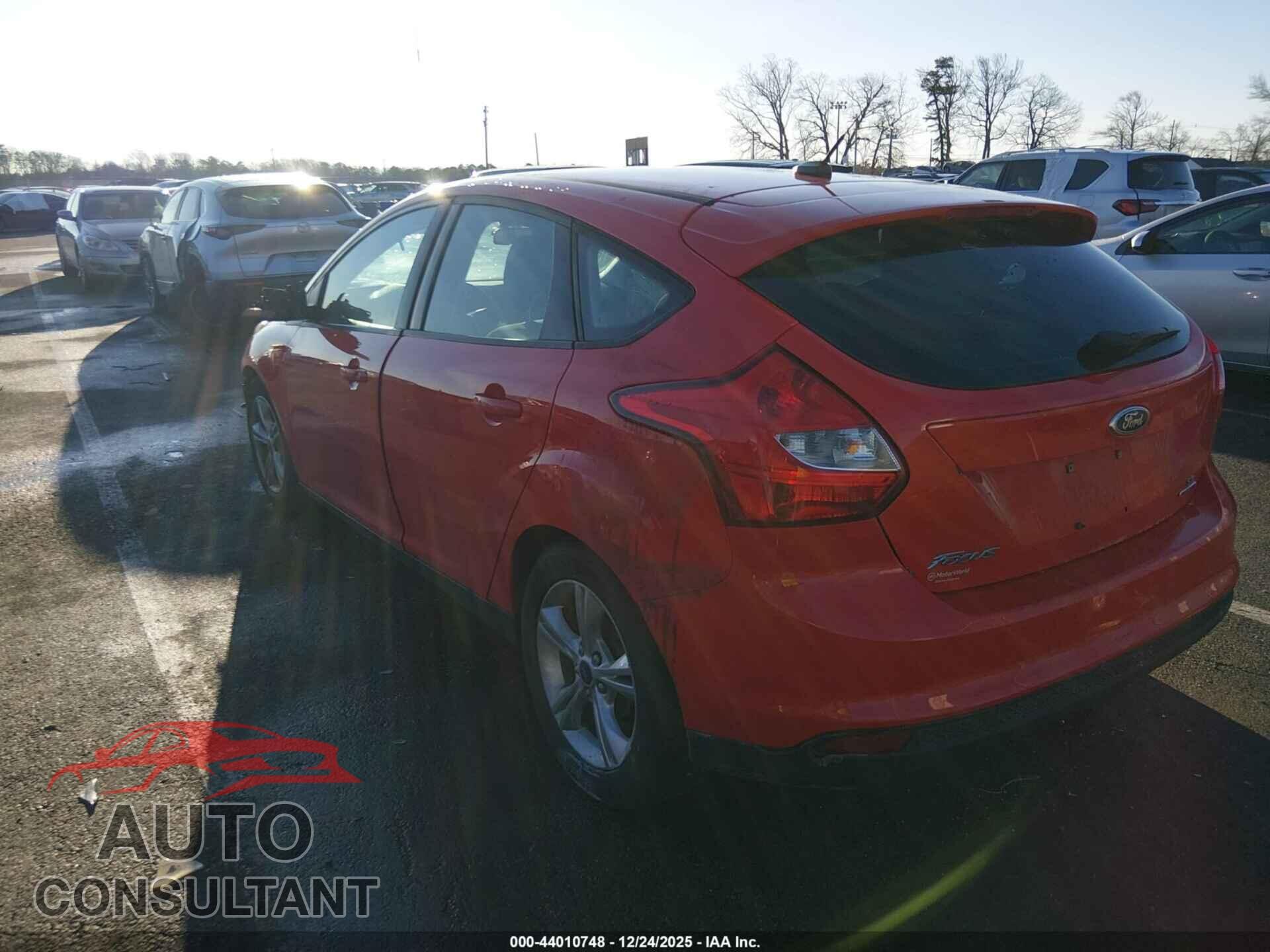 FORD FOCUS 2014 - 1FADP3K25EL208917