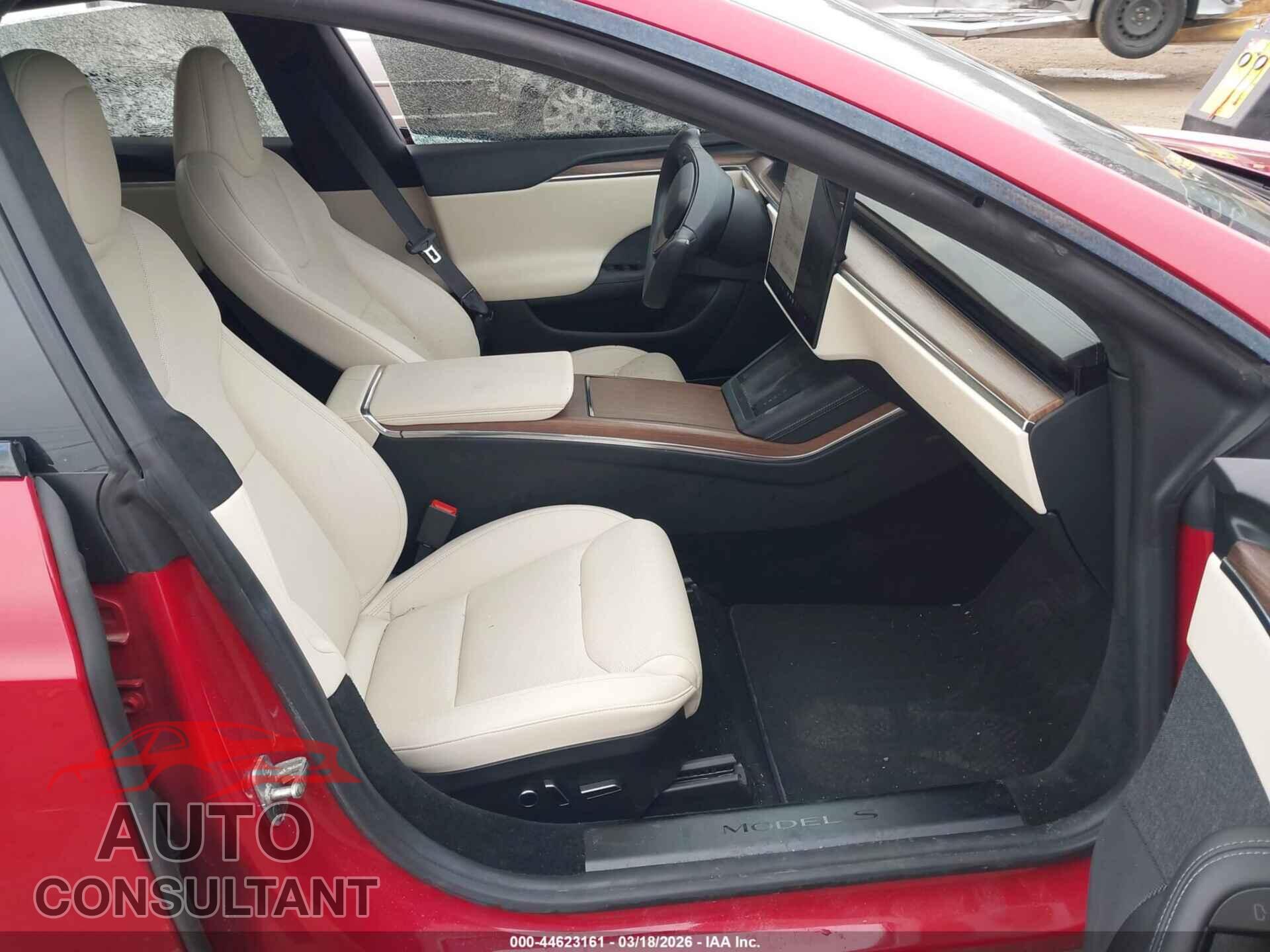 TESLA MODEL S 2021 - 5YJSA1E54MF454565