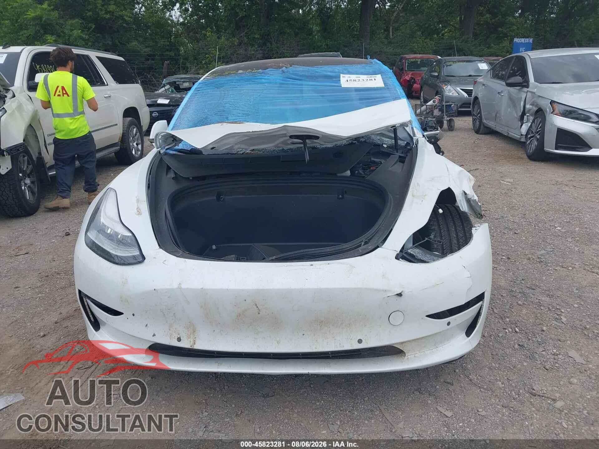 TESLA MODEL 3 2018 - 5YJ3E1EB4JF097978