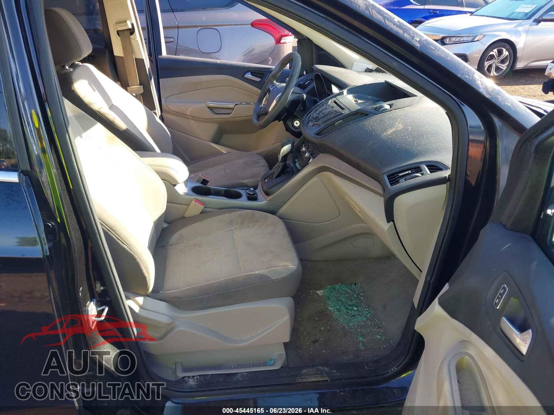 FORD ESCAPE 2014 - 1FMCU0GX4EUC36070