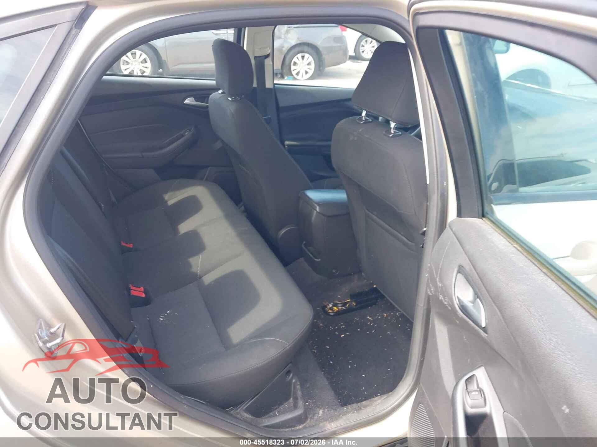 FORD FOCUS 2017 - 1FADP3F25HL329722