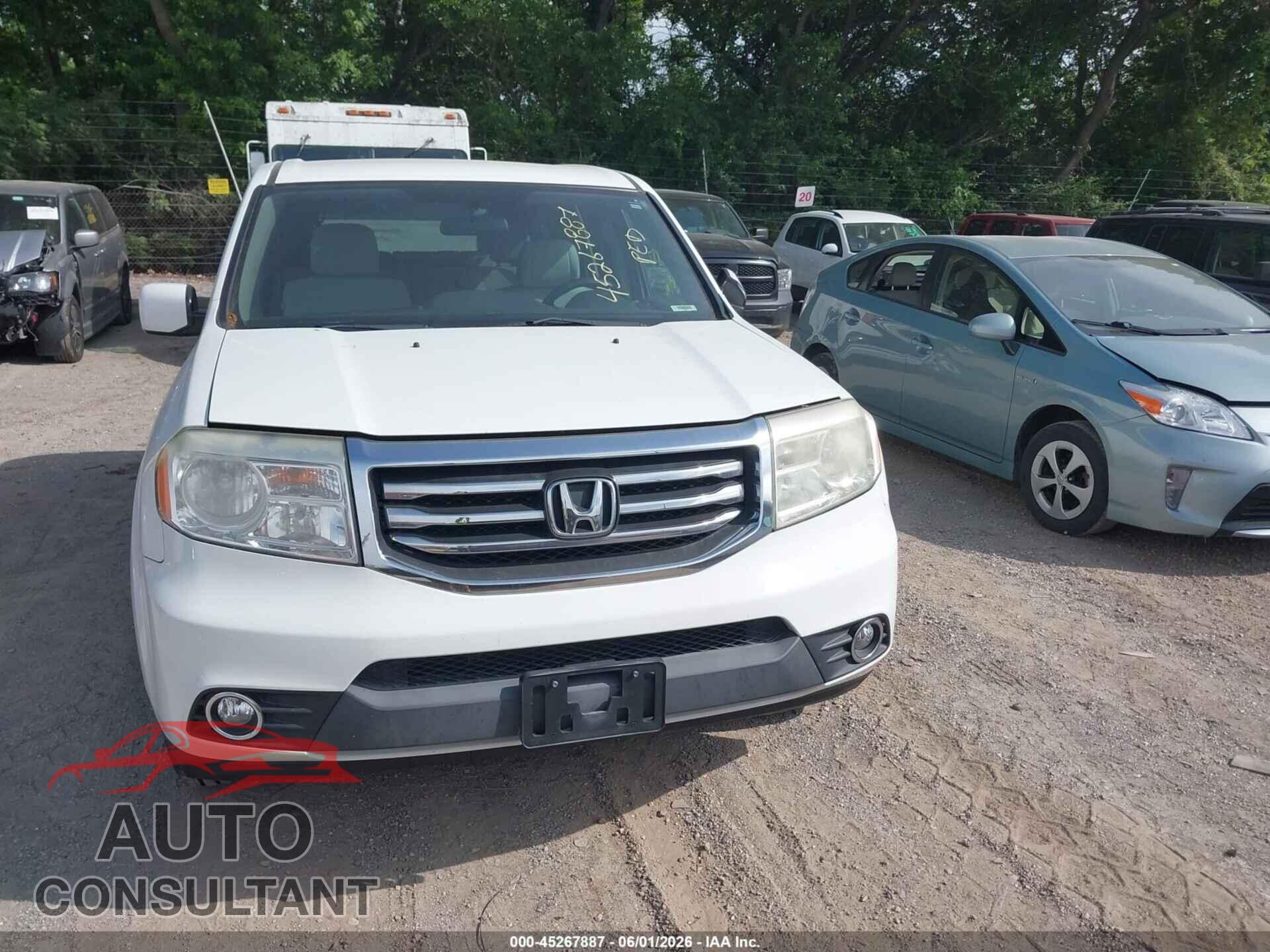 HONDA PILOT 2013 - 5FNYF4H49DB044926
