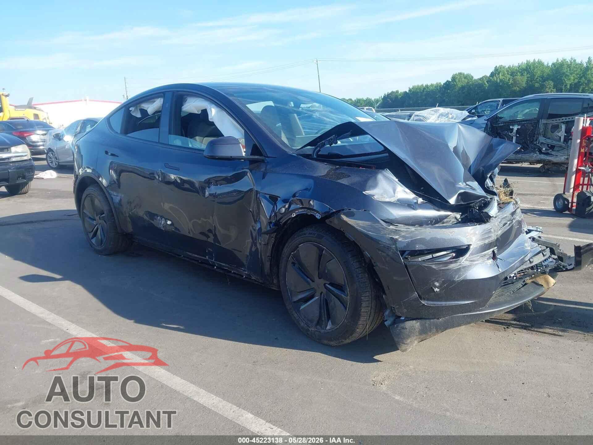 TESLA MODEL Y 2026 - 7SAYGDED0TA686192