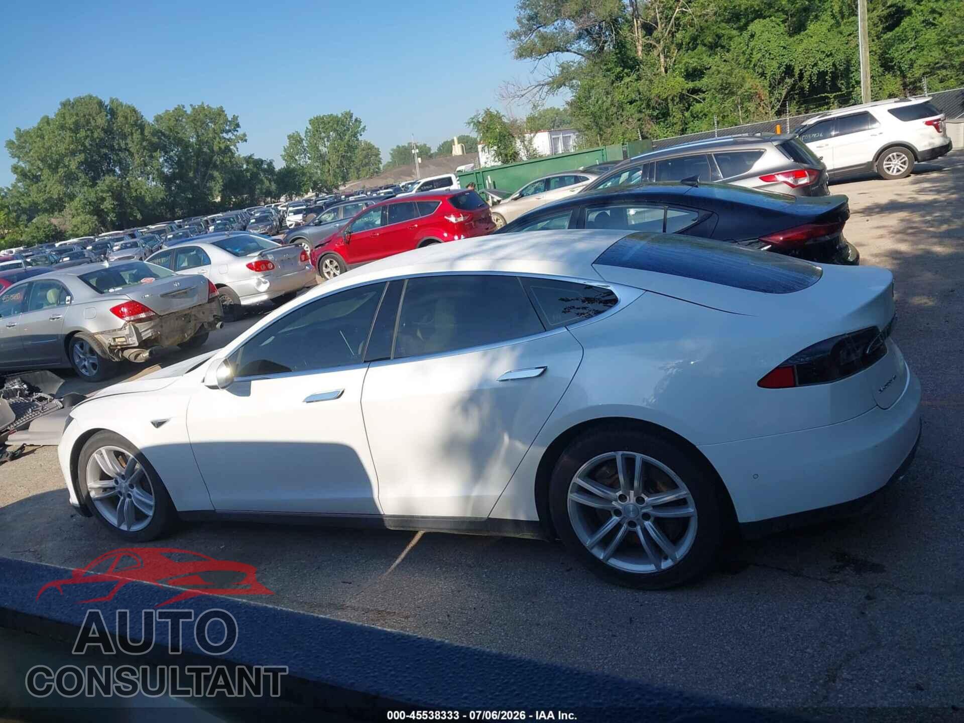 TESLA MODEL S 2015 - 5YJSA1E2XFF102034