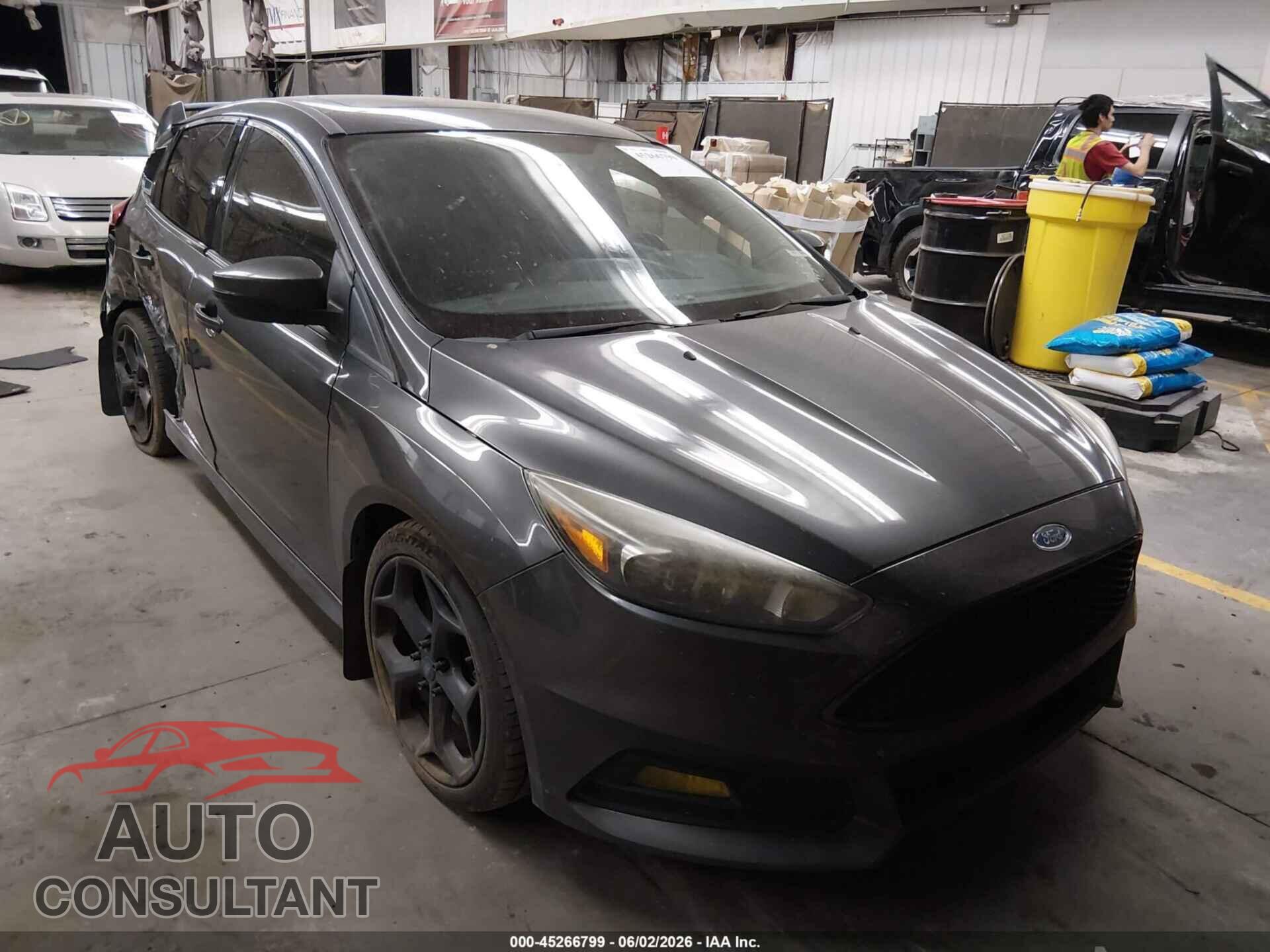 FORD FOCUS ST 2017 - 1FADP3L91HL245589