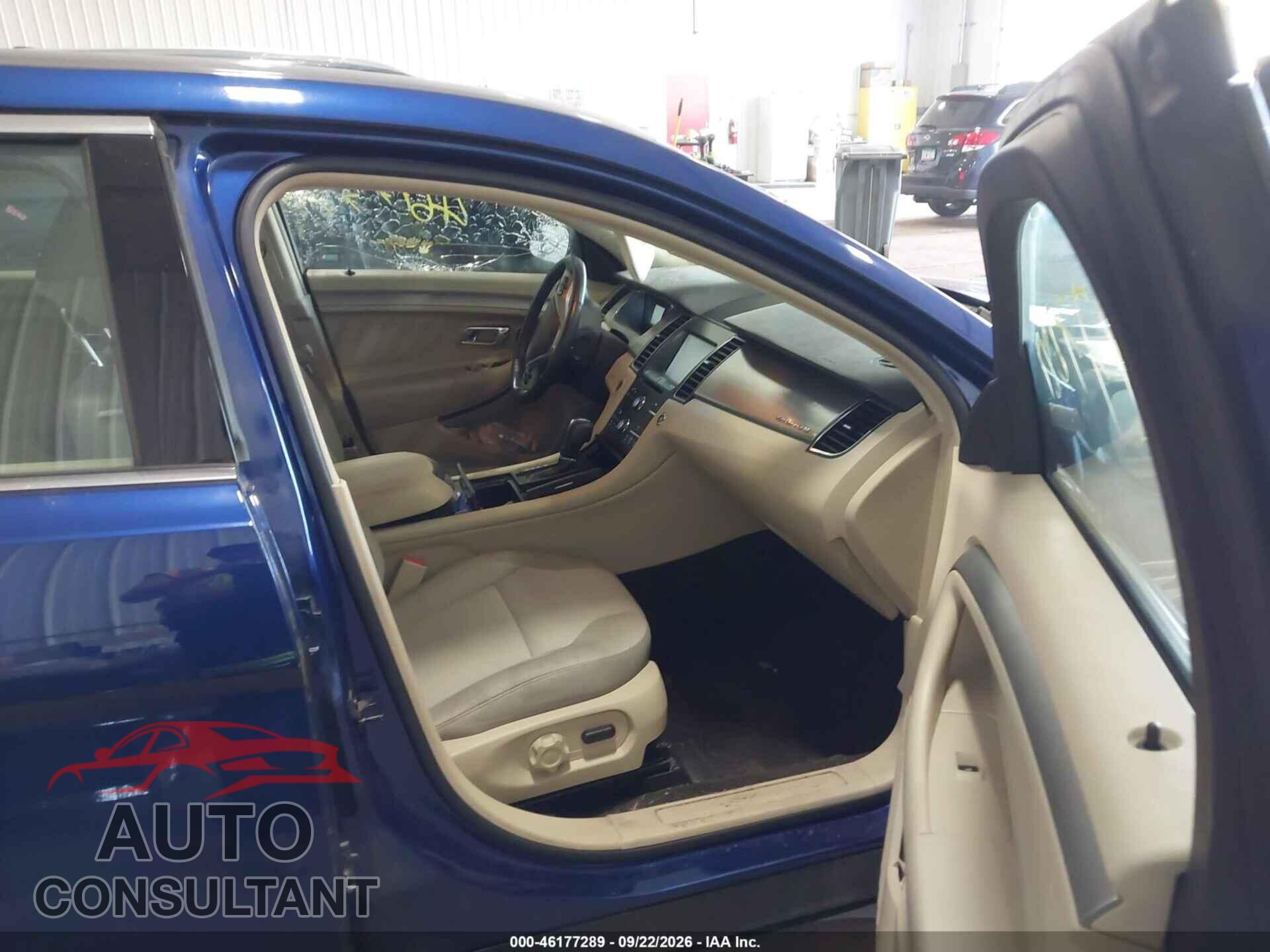 FORD TAURUS 2013 - 1FAHP2E82DG102797