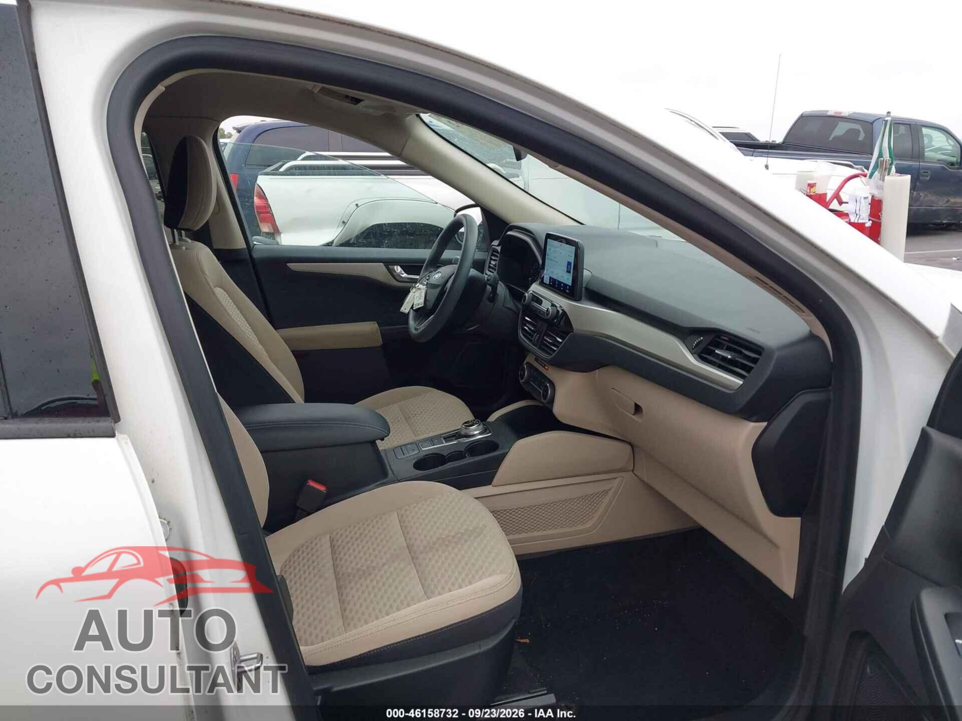 FORD ESCAPE 2020 - 1FMCU0G61LUA21735