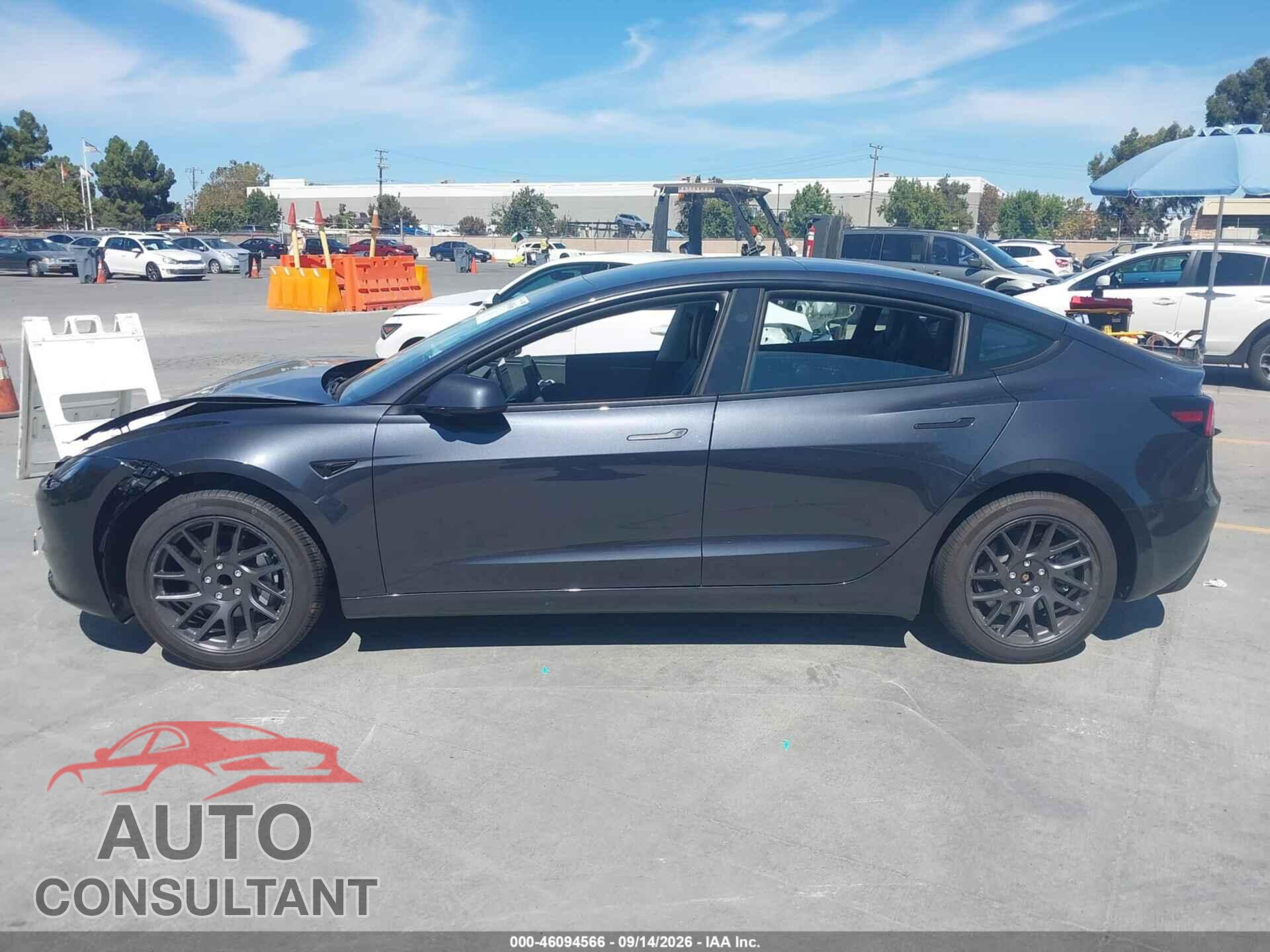 TESLA MODEL 3 2026 - 5YJ3E1EA7TF156791