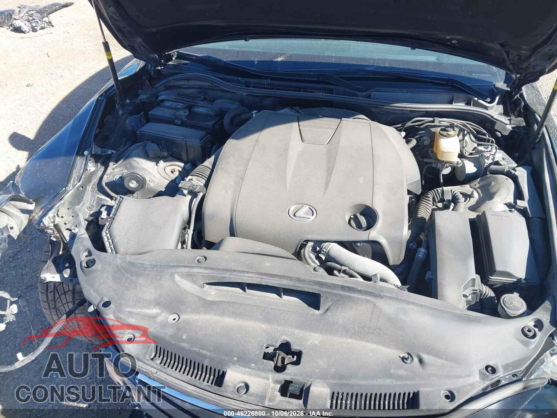 LEXUS IS 2015 - JTHCF1D23F5029807