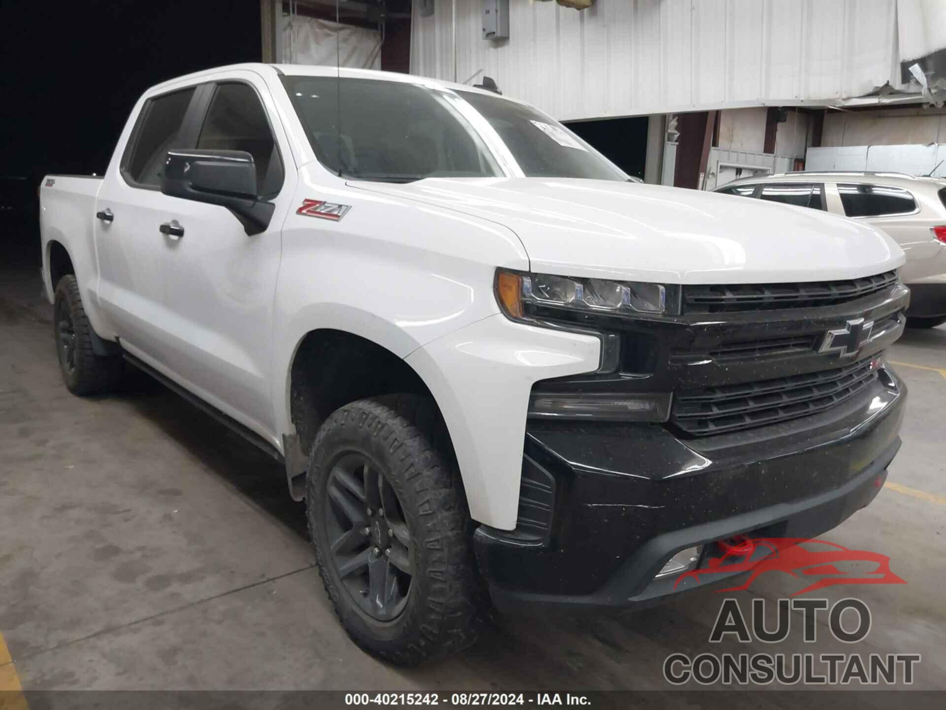 CHEVROLET SILVERADO 1500 2021 - 1GCPYFED9MZ352615