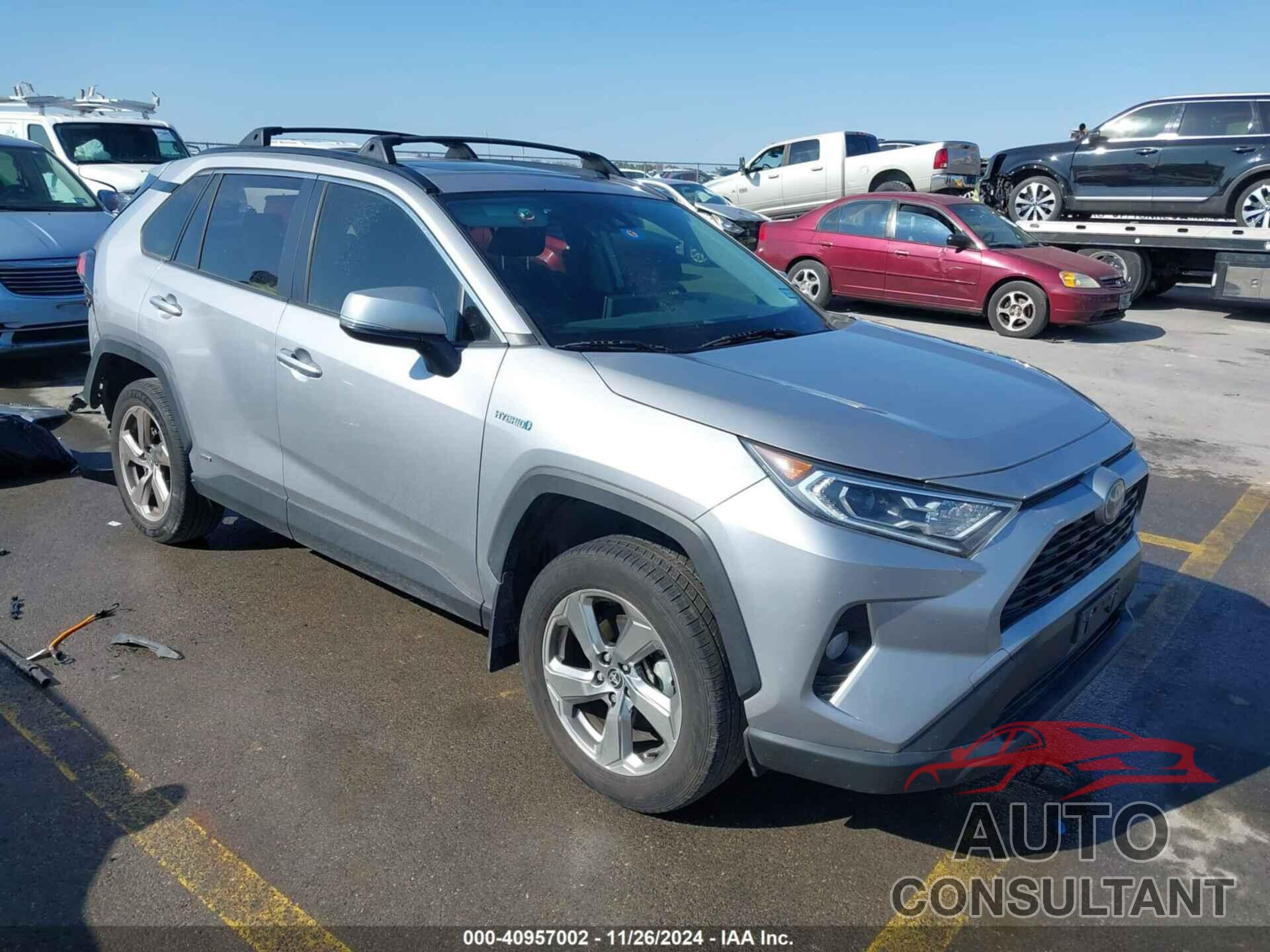 TOYOTA RAV4 HYBRID 2021 - JTMB6RFV7MD021778