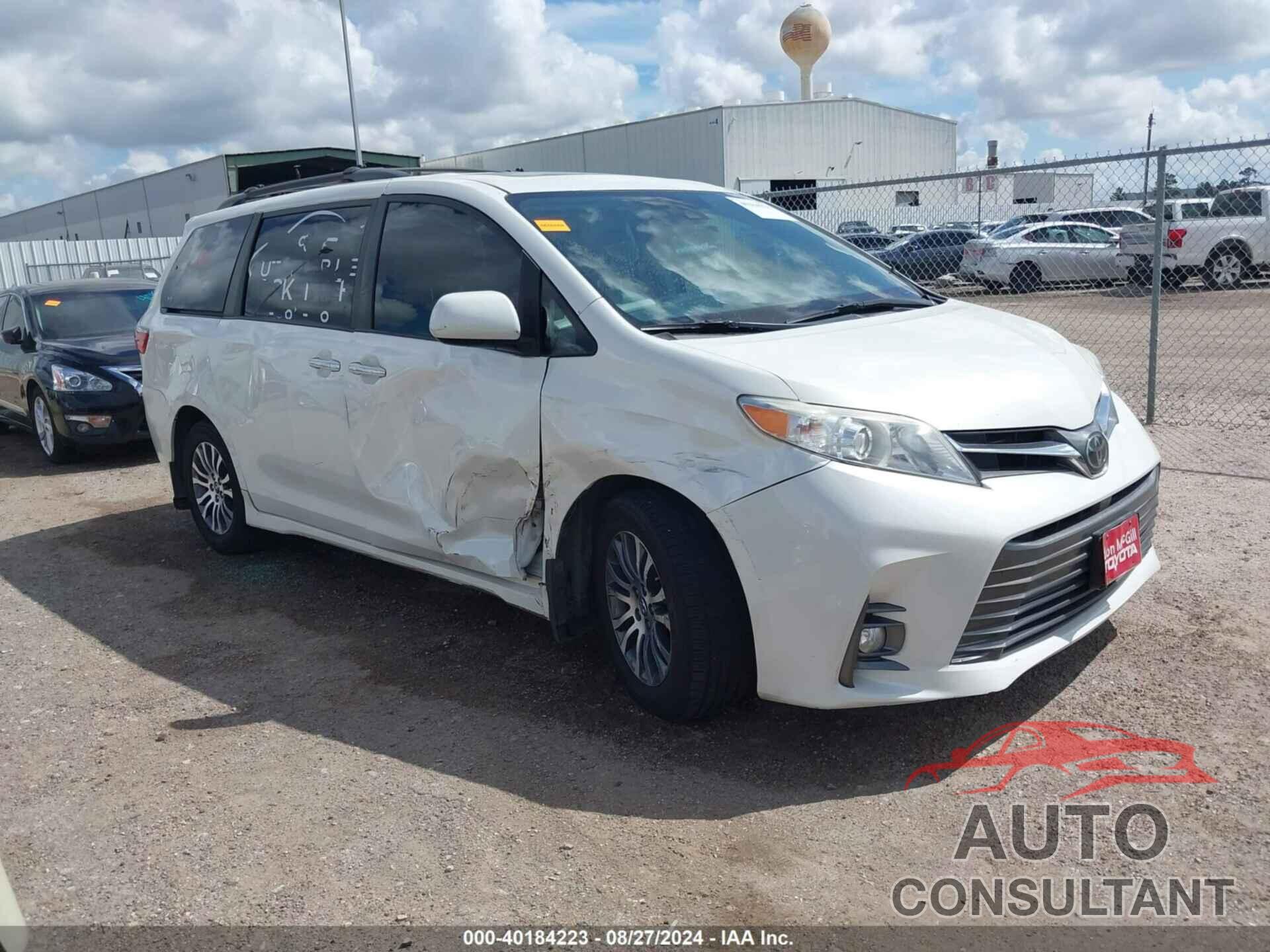 TOYOTA SIENNA 2018 - 5TDYZ3DC7JS901959