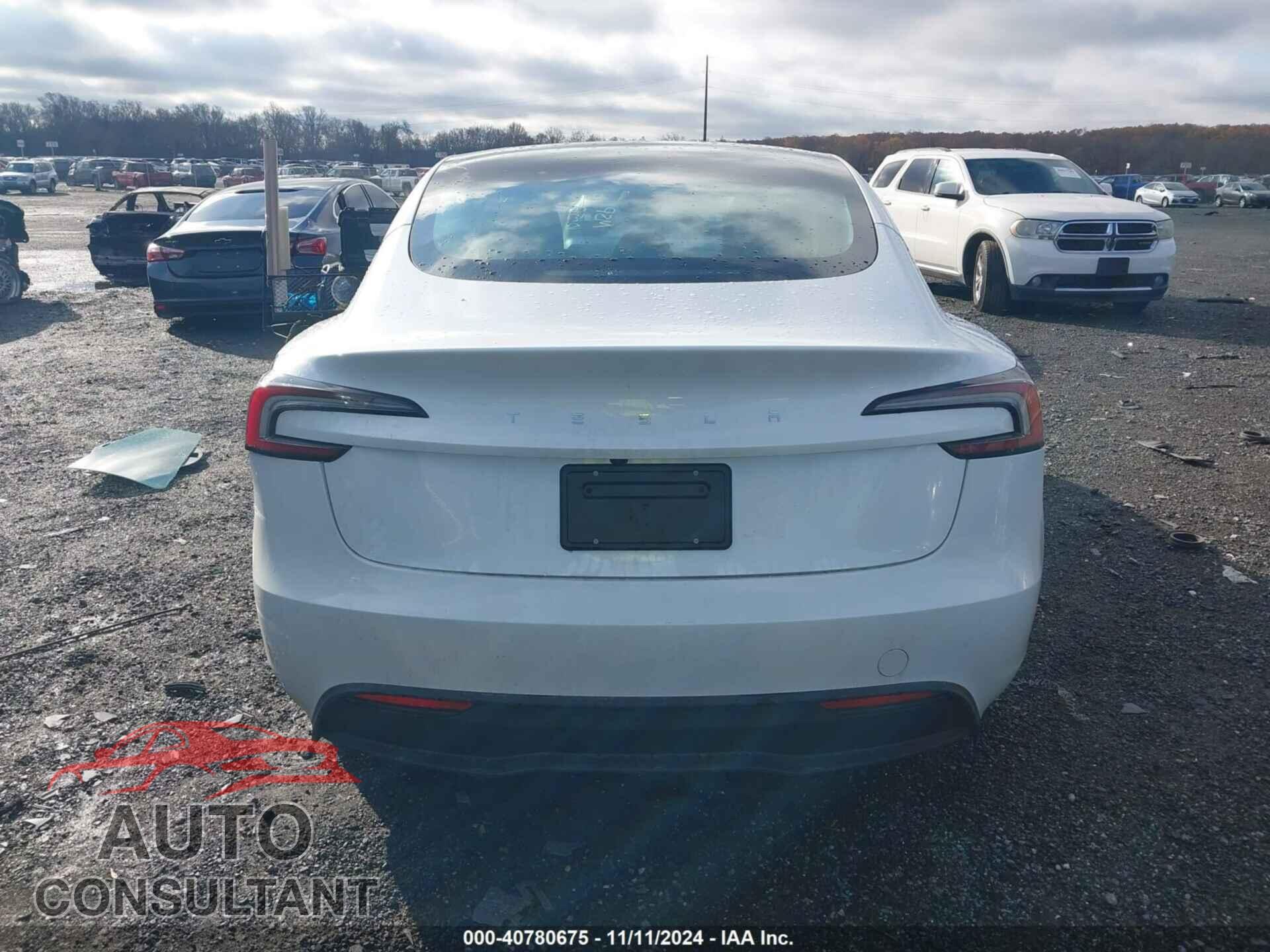 TESLA MODEL 3 2024 - 5YJ3E1EA8RF786196
