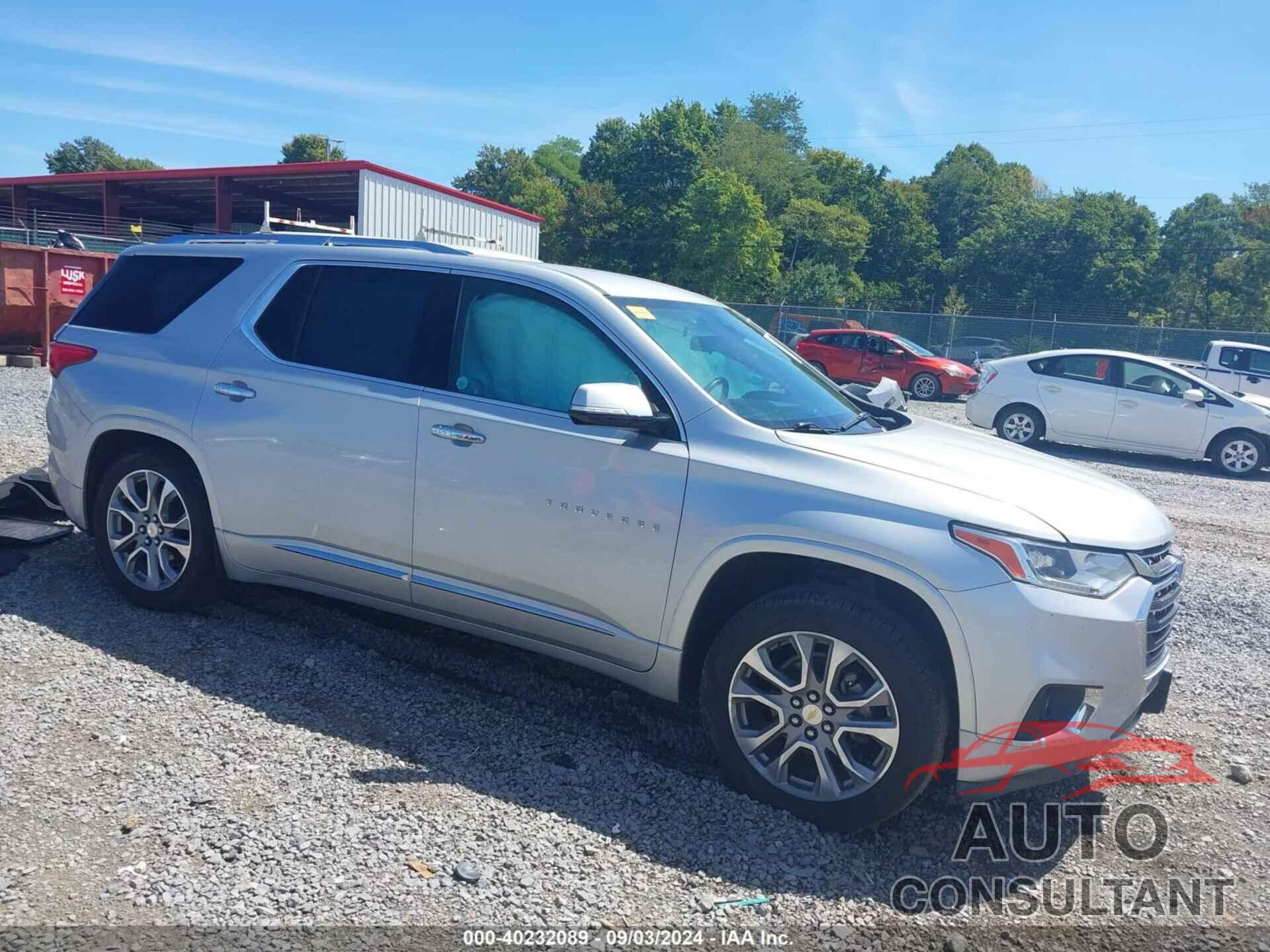 CHEVROLET TRAVERSE 2019 - 1GNEVKKW1KJ270833